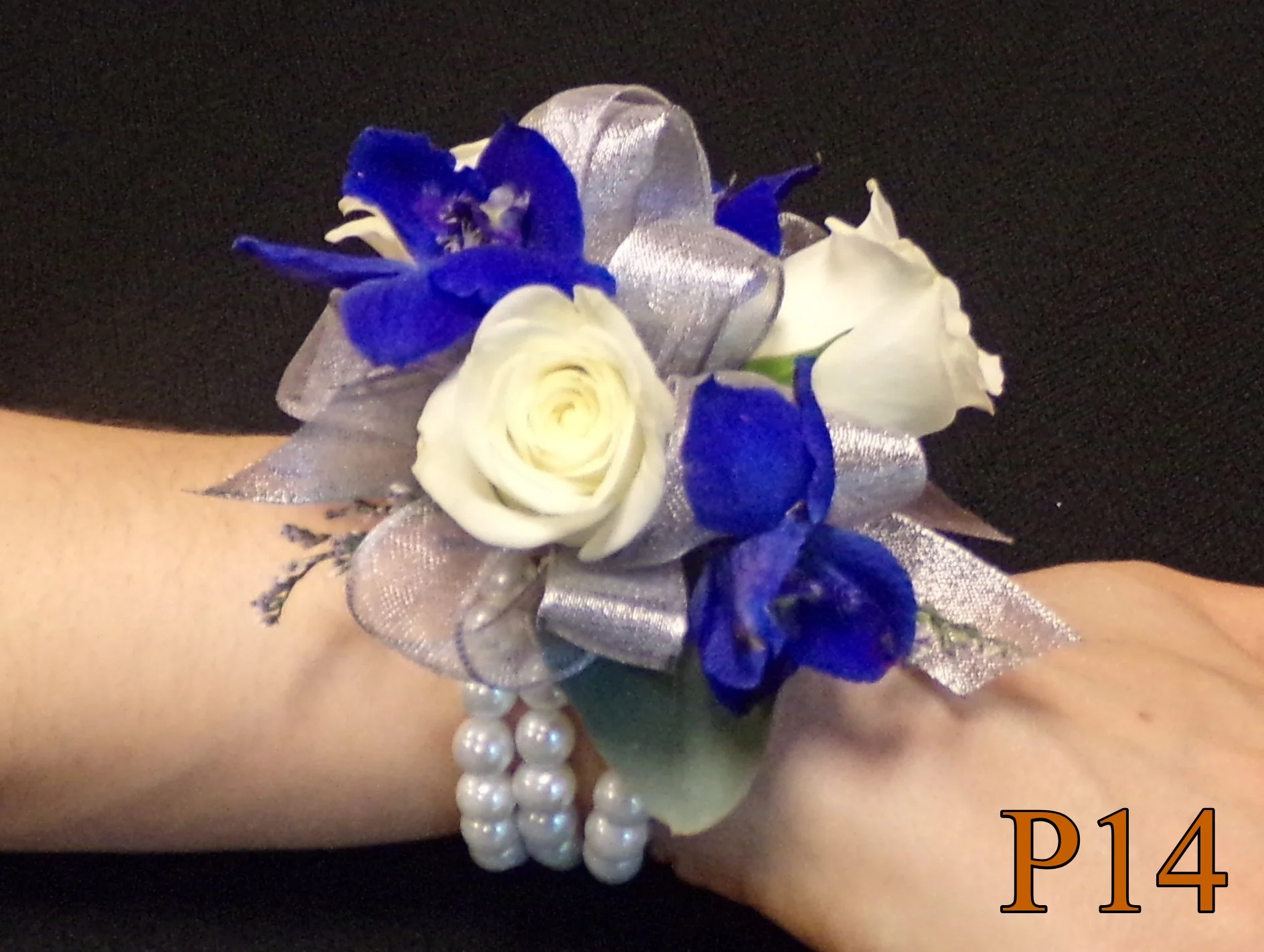 numbered corsage 9.jpg