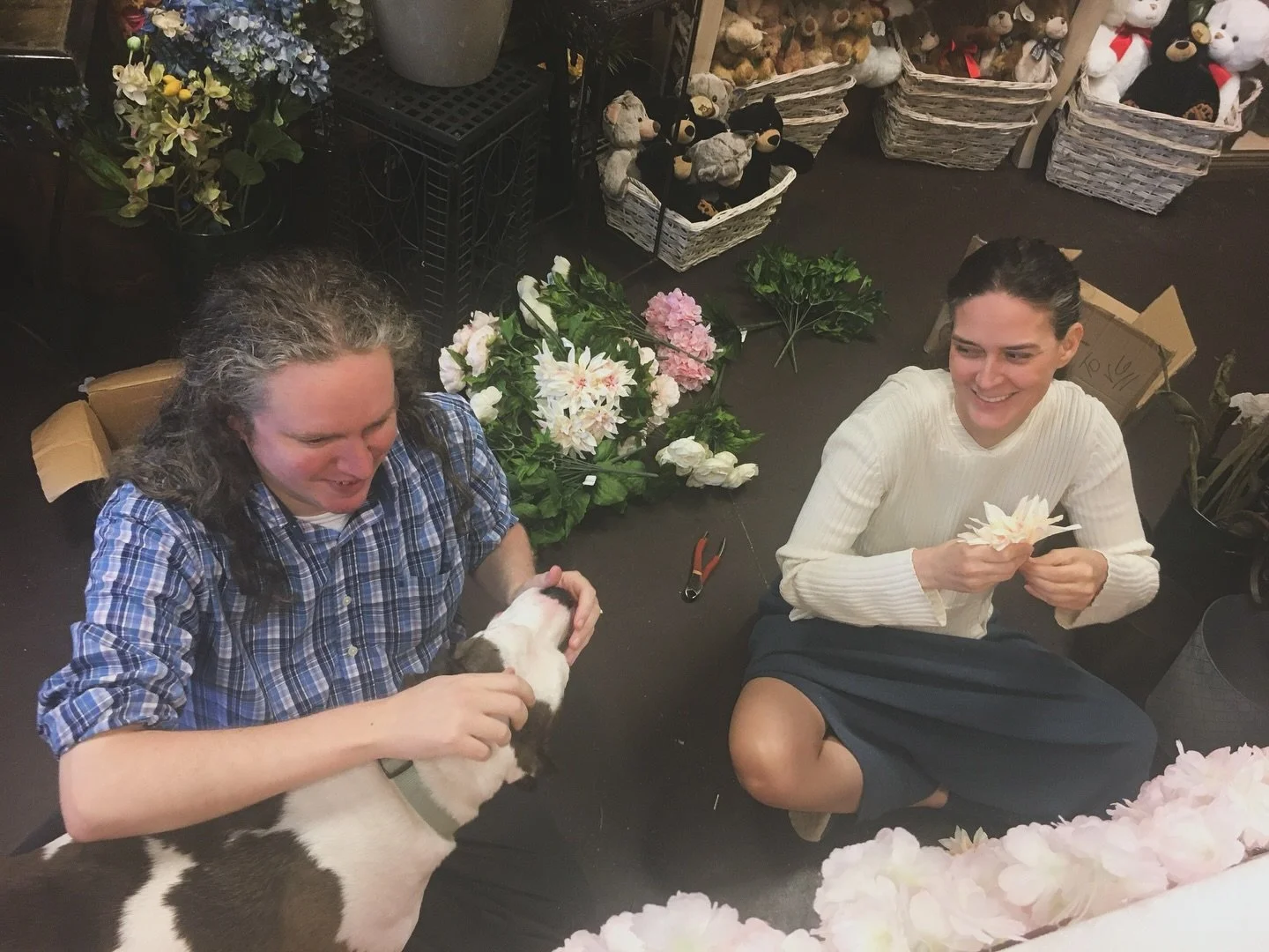 HELP US CELEBRATE! π Please comment below and share what’s your favorite thing about Village Green Flowers & Gifts: 
 - what’s your favorite memory from the shop? π
-  how long have you been shopping here?
-  remind us of your weddi