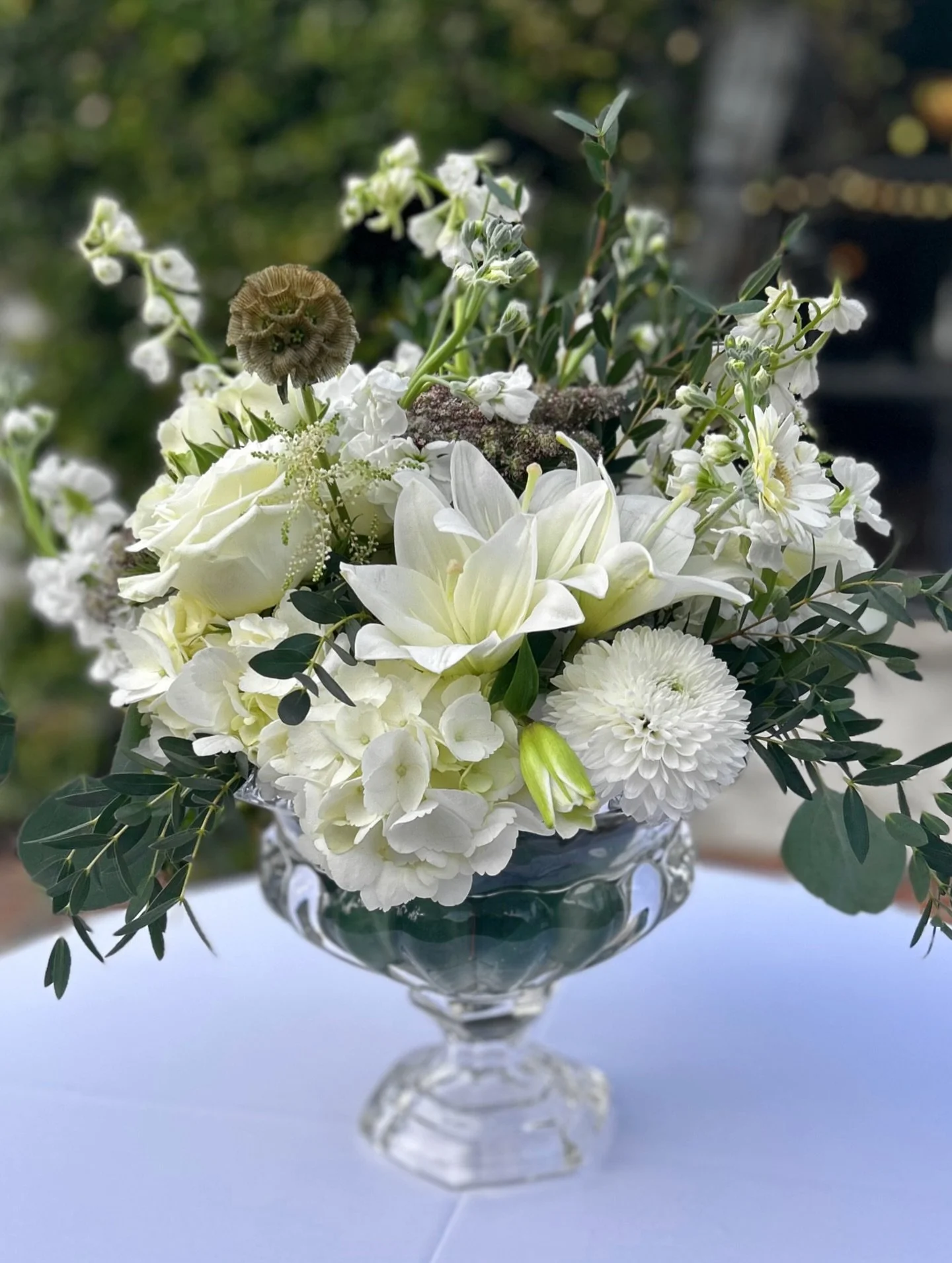 We got to be part of a beautiful wedding at @thefoxglovemarietta 🤍
Soft whites, gentle textures, and a really calming palette fit the space so well

The altar pieces and little bud vases were some of our favorite parts! Grateful we could bring Hanna