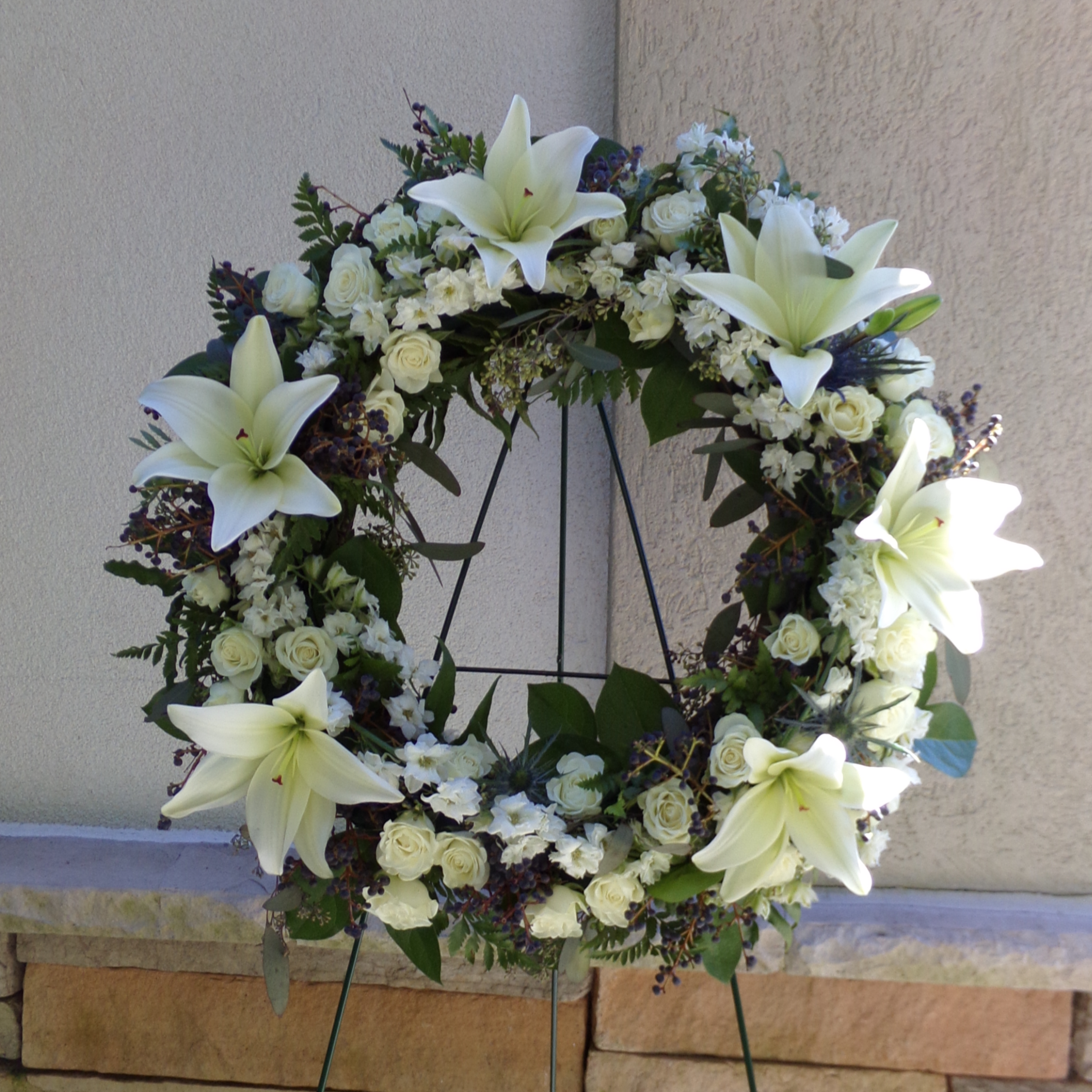 white+and+green+standing+wreath+sympathy+cropped+final.png