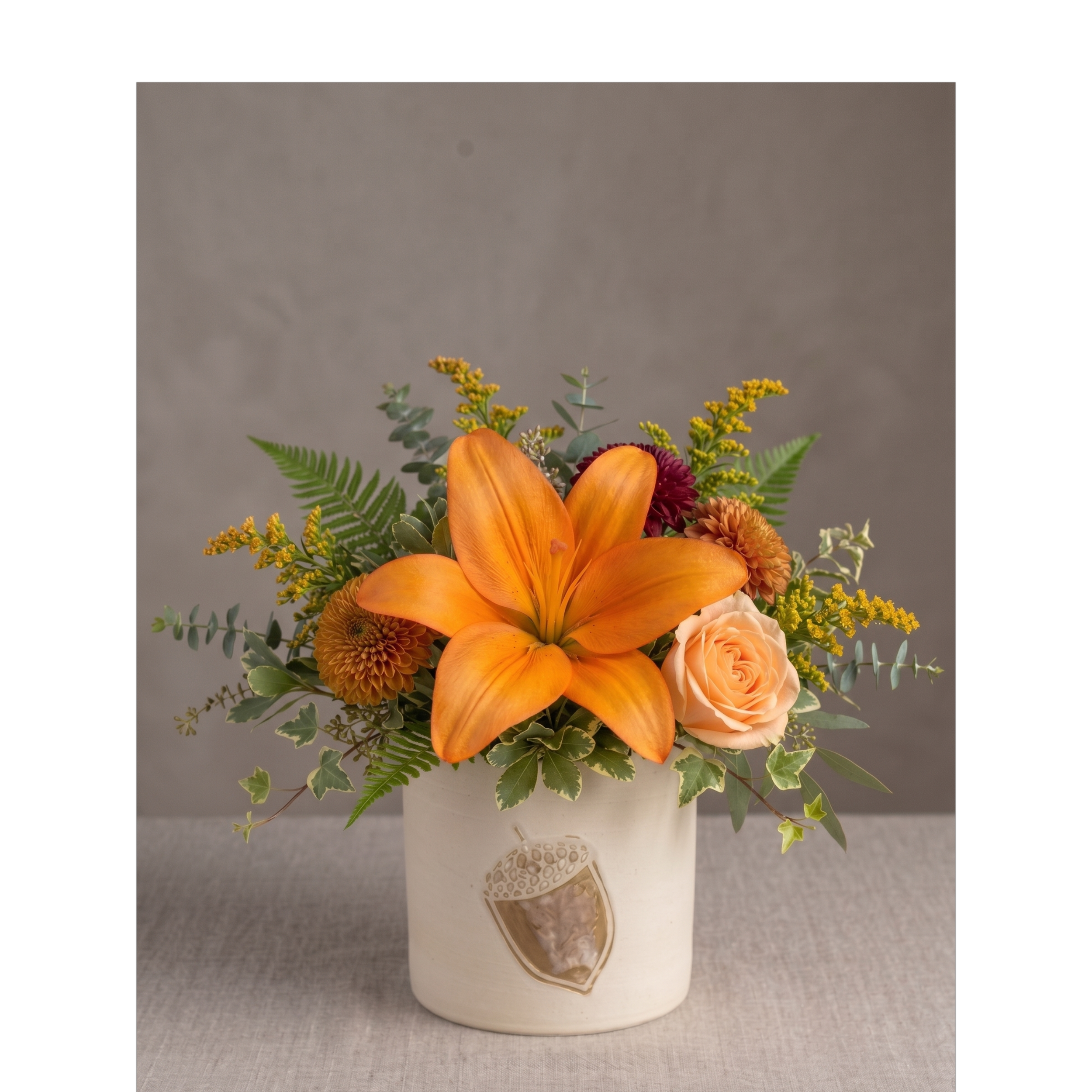 acorn mini flower arrangement.png