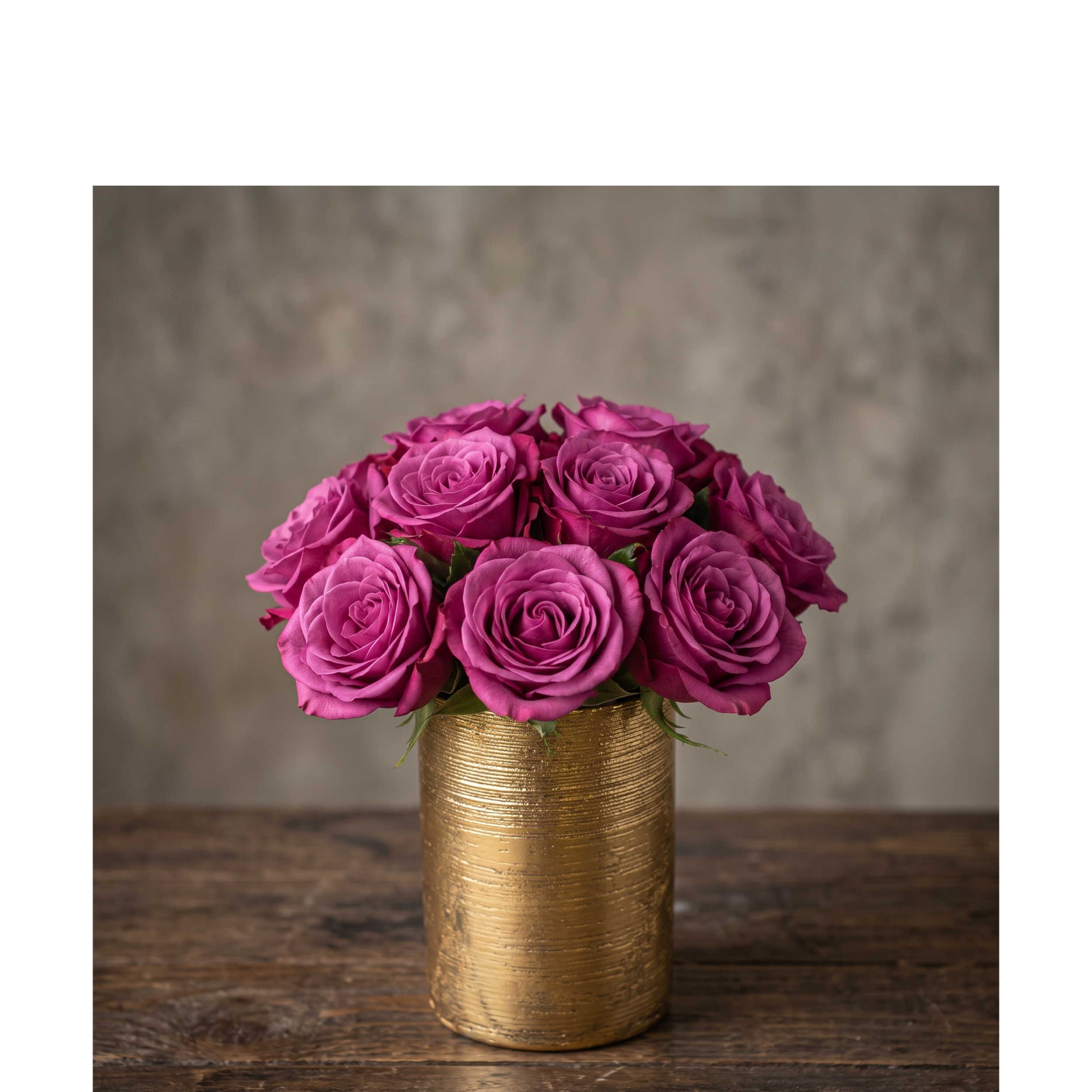 dozen roses pave in gold textured cylinder(1).png