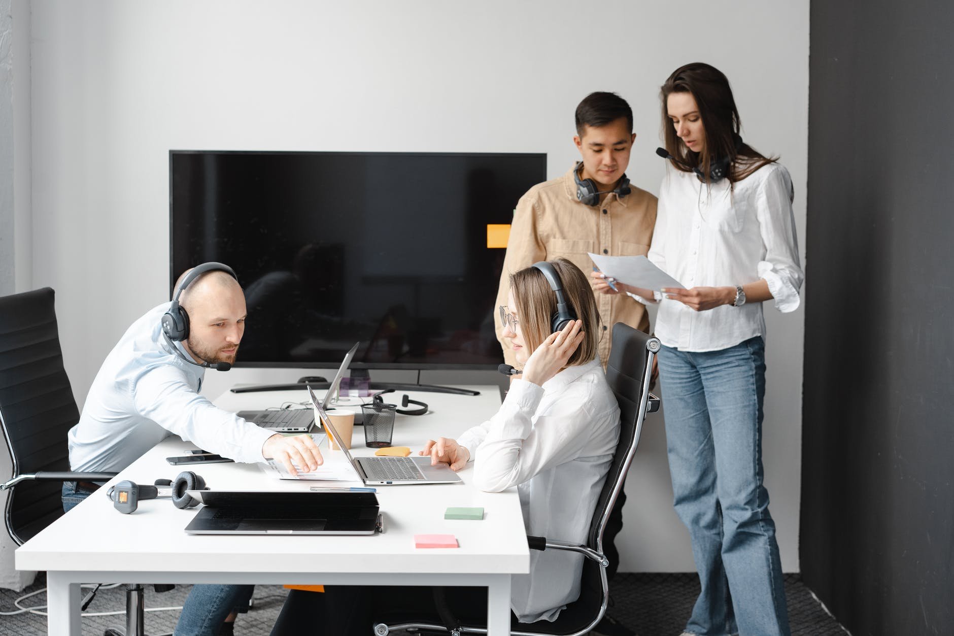 What Moms Actually Lose When Leaving Their Jobs