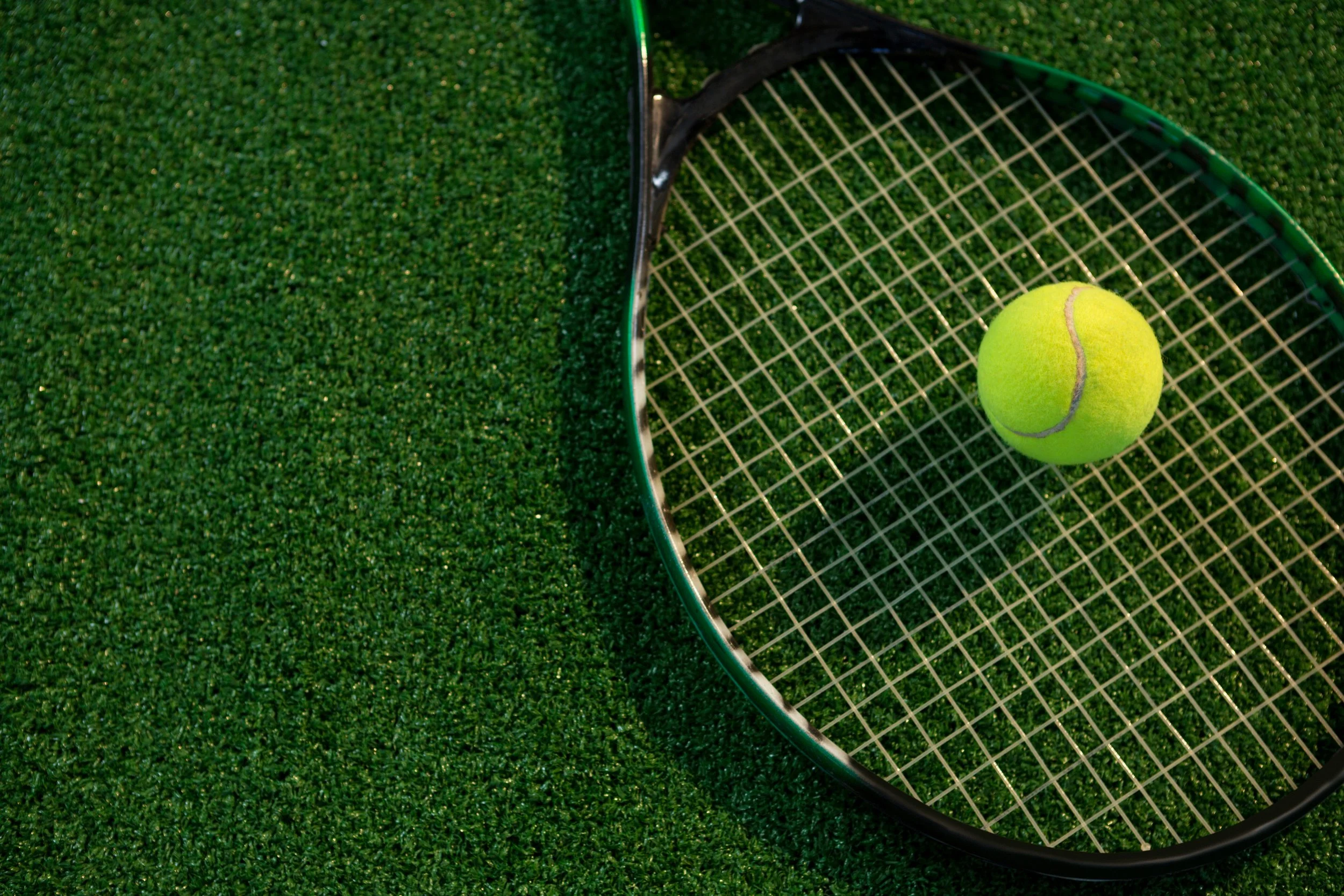 How to Find the Best Tennis Lessons Near Me