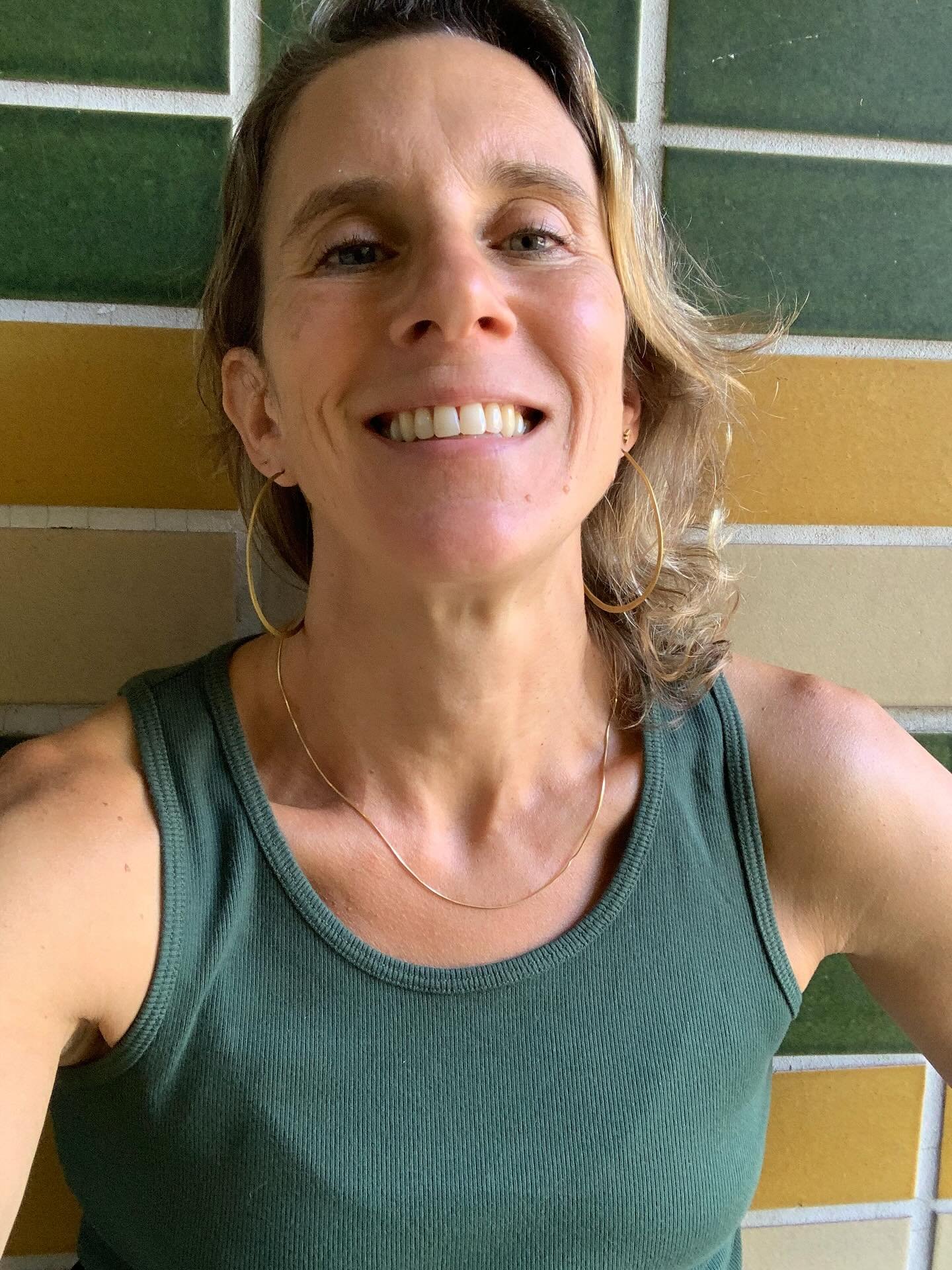 An afternoon in Echo Park
&bull;twinning with the library 👯 
&bull;finally! @826la 
&bull;Japanese grass fed soft serve @indigo_cow 
&bull;NKOTB and the best vintage @wilder_losangeles 
&bull;street art
&bull;finding nature 
&bull;earthing in the mi