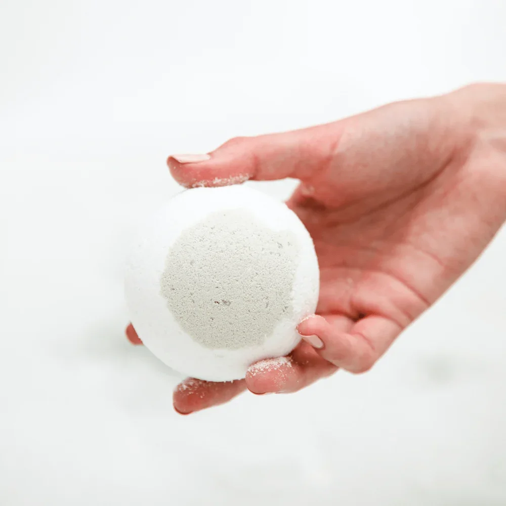 bathorium-bath-bomb-boreal-fog-38828578996280.webp
