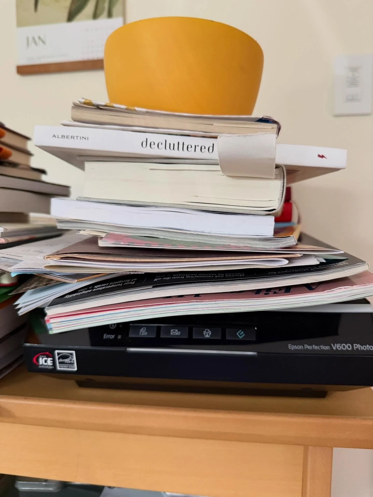 Behind the Scenes
-
Carmen, my inner perfectionist, refused to let me post my exercise comic immediately after I finished it (the way I wanted to). The whole next day, my inner dialogue was about whether she was being too much of perfectionist or whe