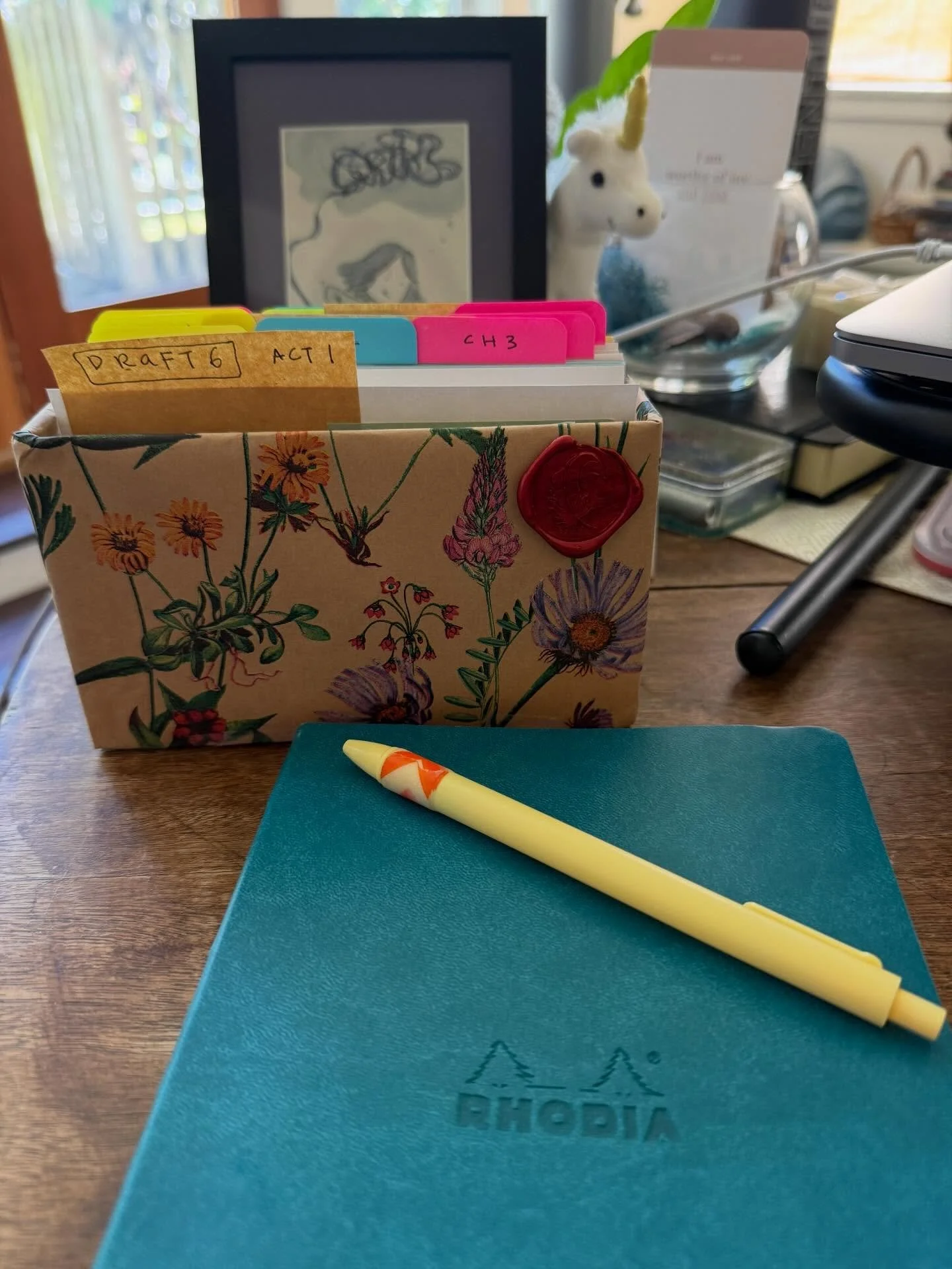 Today&rsquo;s Writing Situation
-
✍🏼 Putting in the work&hellip;
🌈 Creating the environment where the signs and the actions are inevitable&hellip;
💪🏼 Let&rsquo;s go!!!
✨
#writing #desk #signs #rainbows #makeitinevitable
