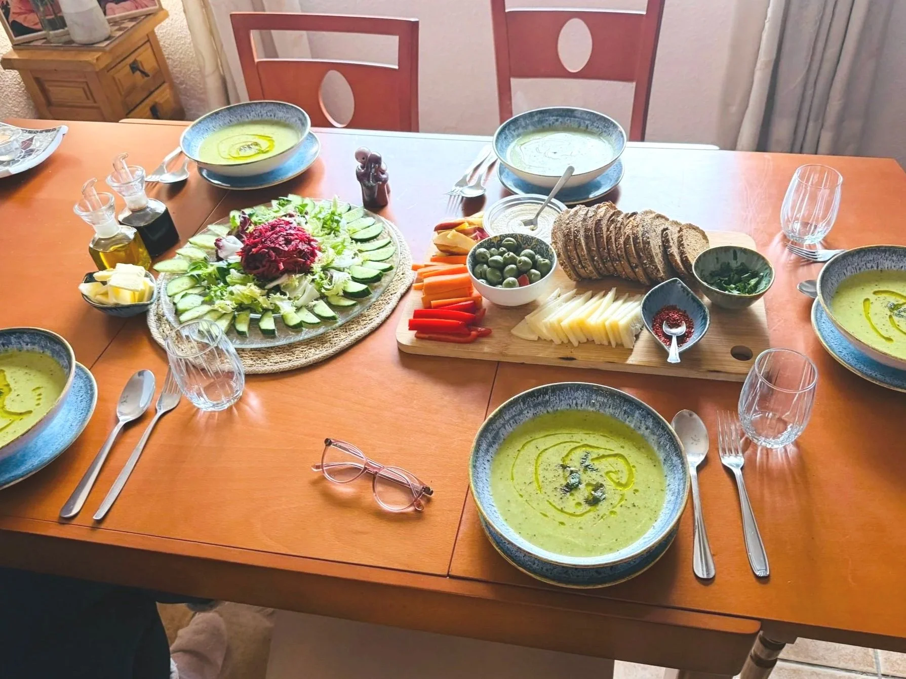 dining+table.jpg