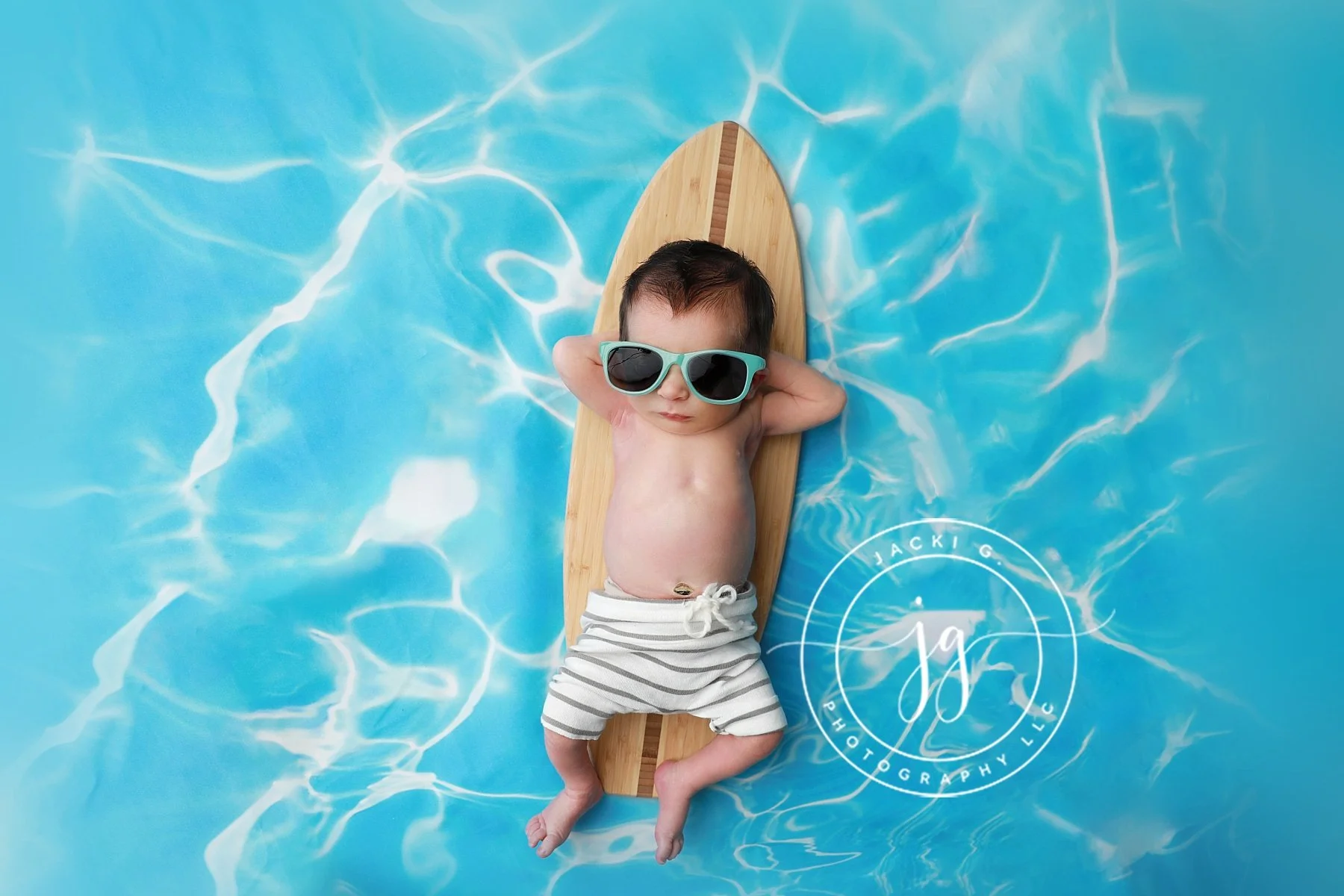 When to book your newborn photographer? 