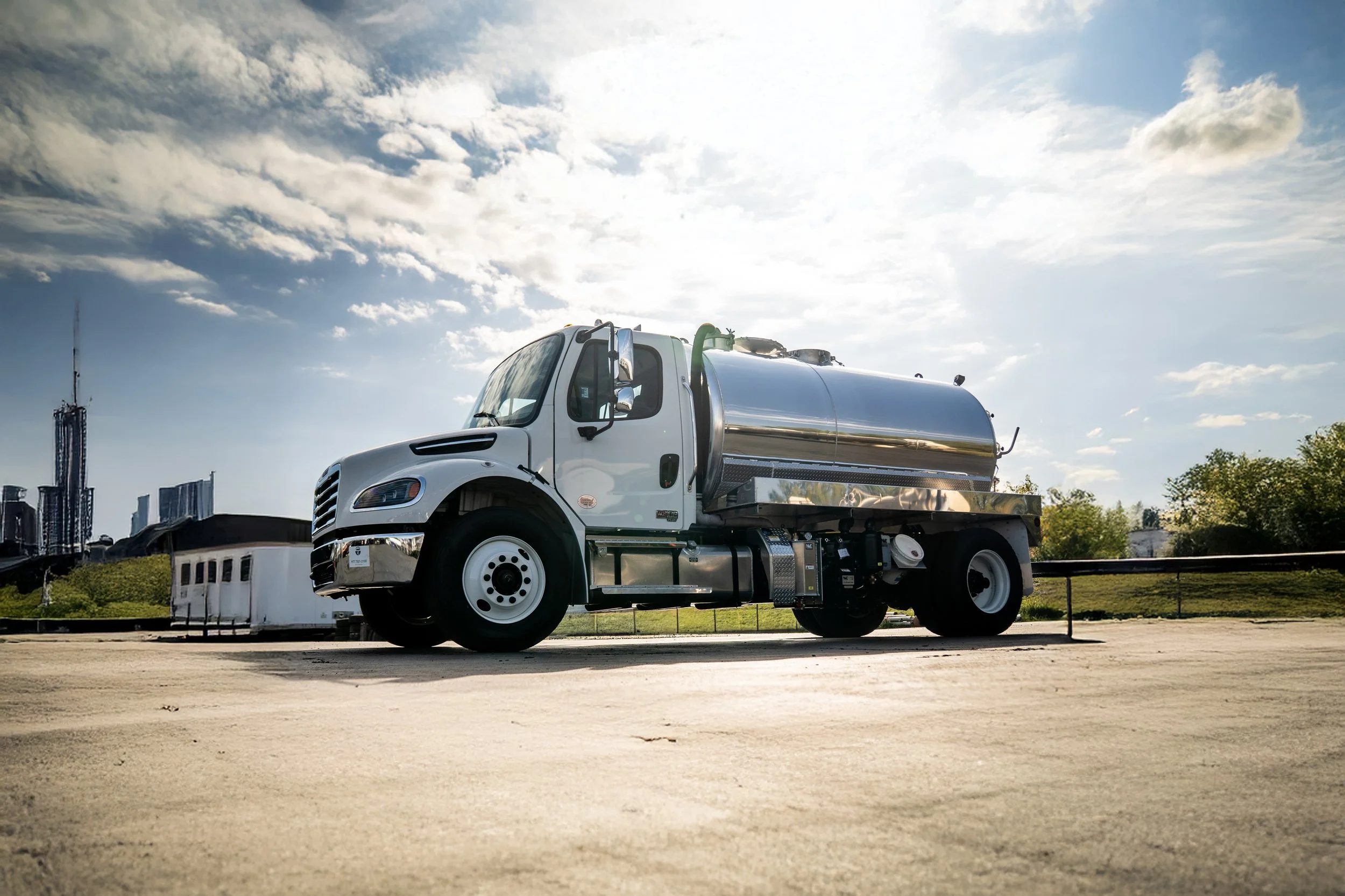 2027 FREIGHTLINER BUSINESS CLASS M2 106 MTT