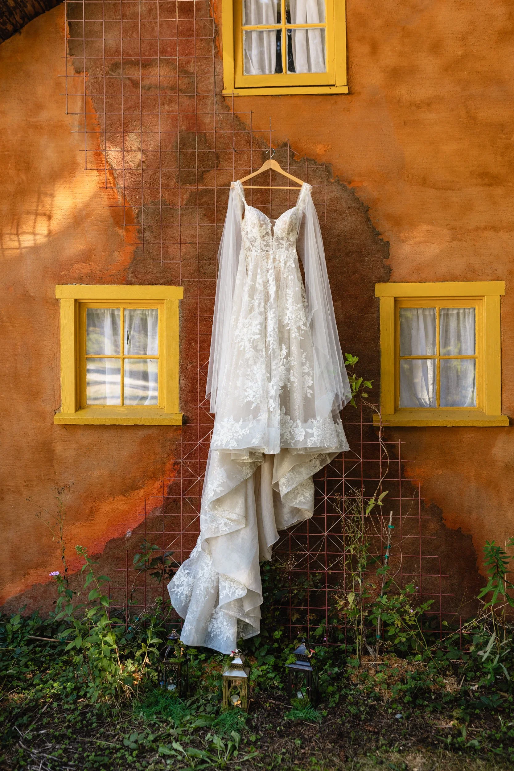 We had the opporunity to create these detachable elven sleeves for a Lord of the Rings Inspired wedding.