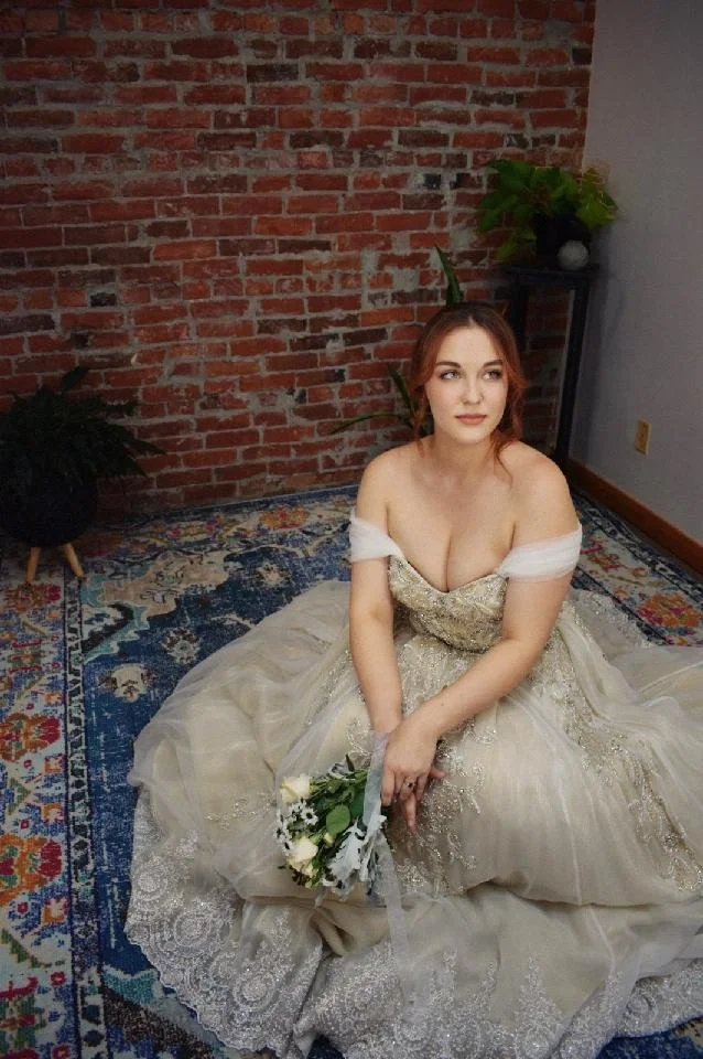 Sofia Off-Shoulder Sleeves