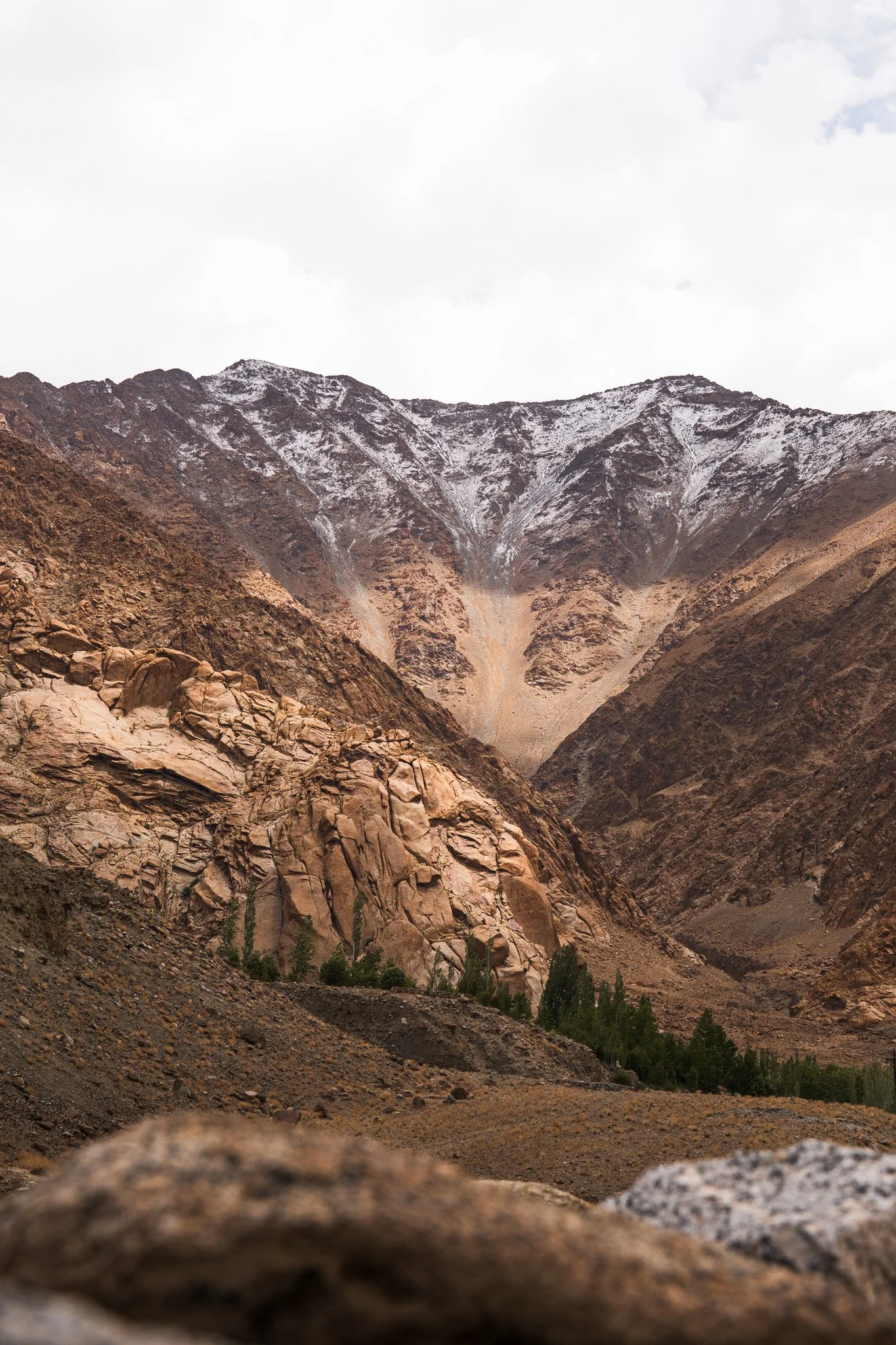 Ladakh-Berge-mit-Schnee.jpg