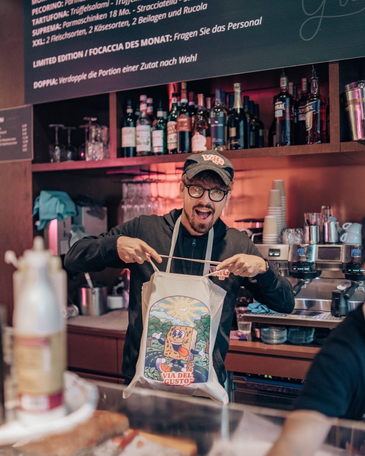 01-via-del-gusto-zurich-staff-on-camera.jpg