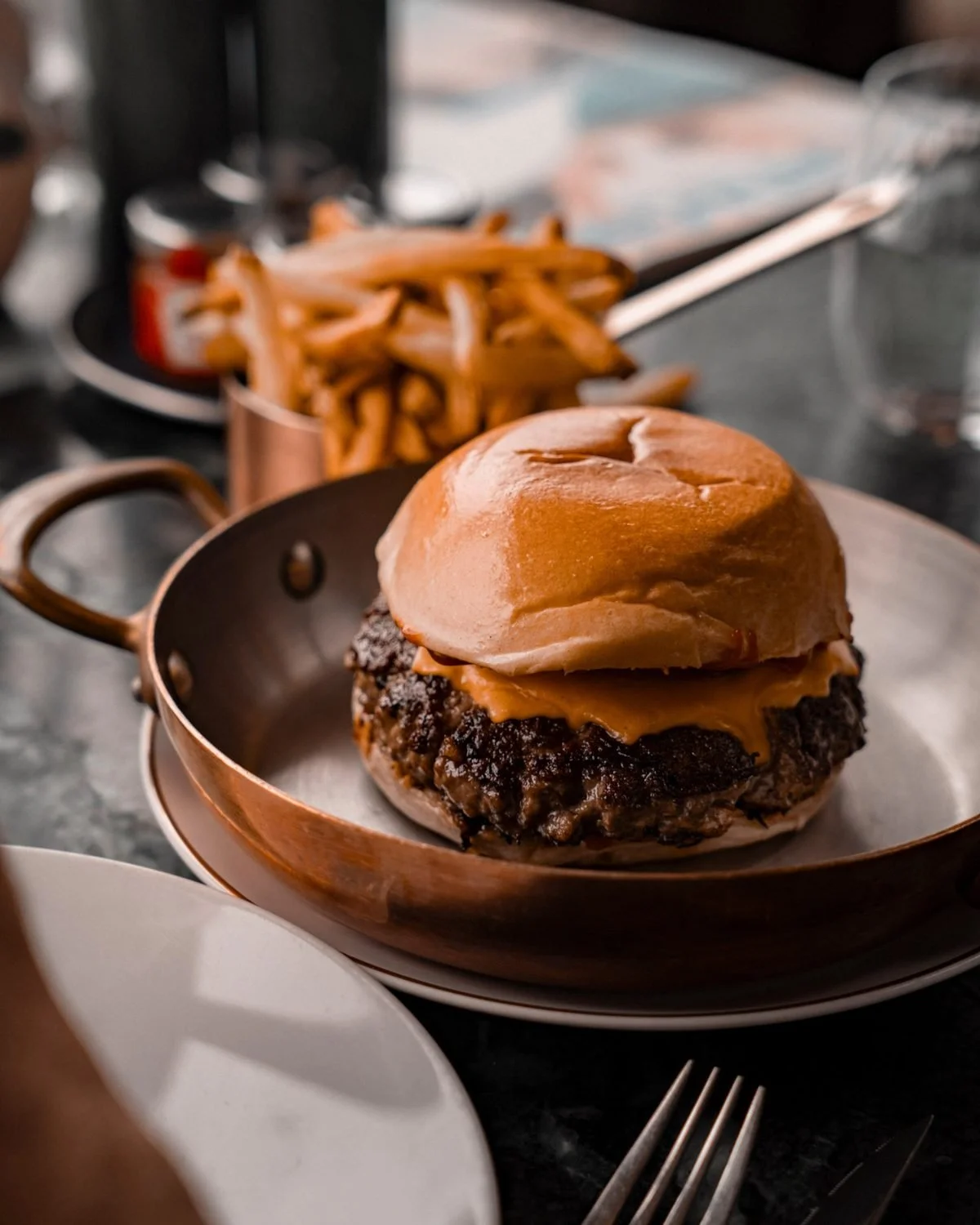 04-steakhouse-burger-and-fries.jpg