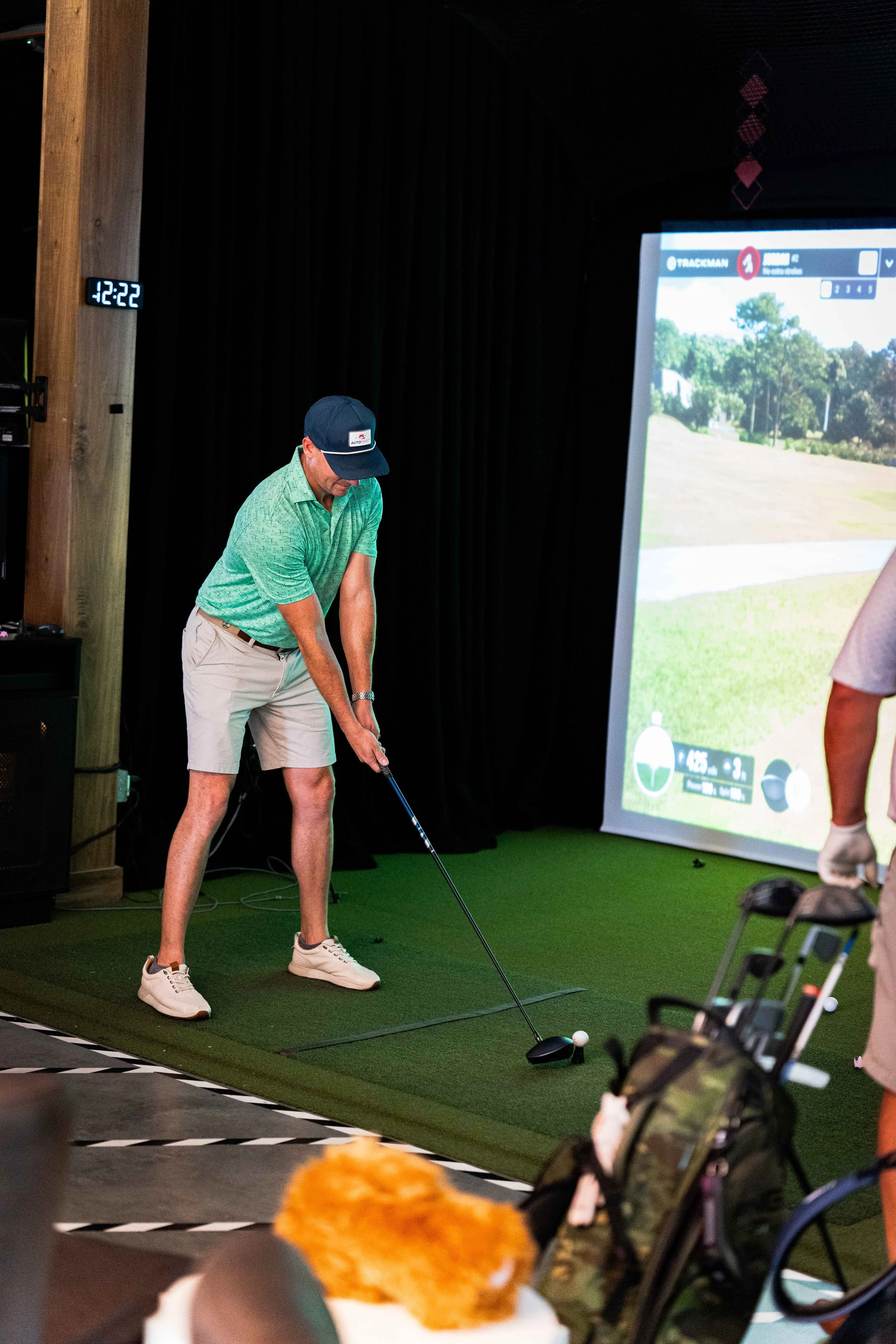 Golf Simulator vs Real Golf: What's Better For Beginners?