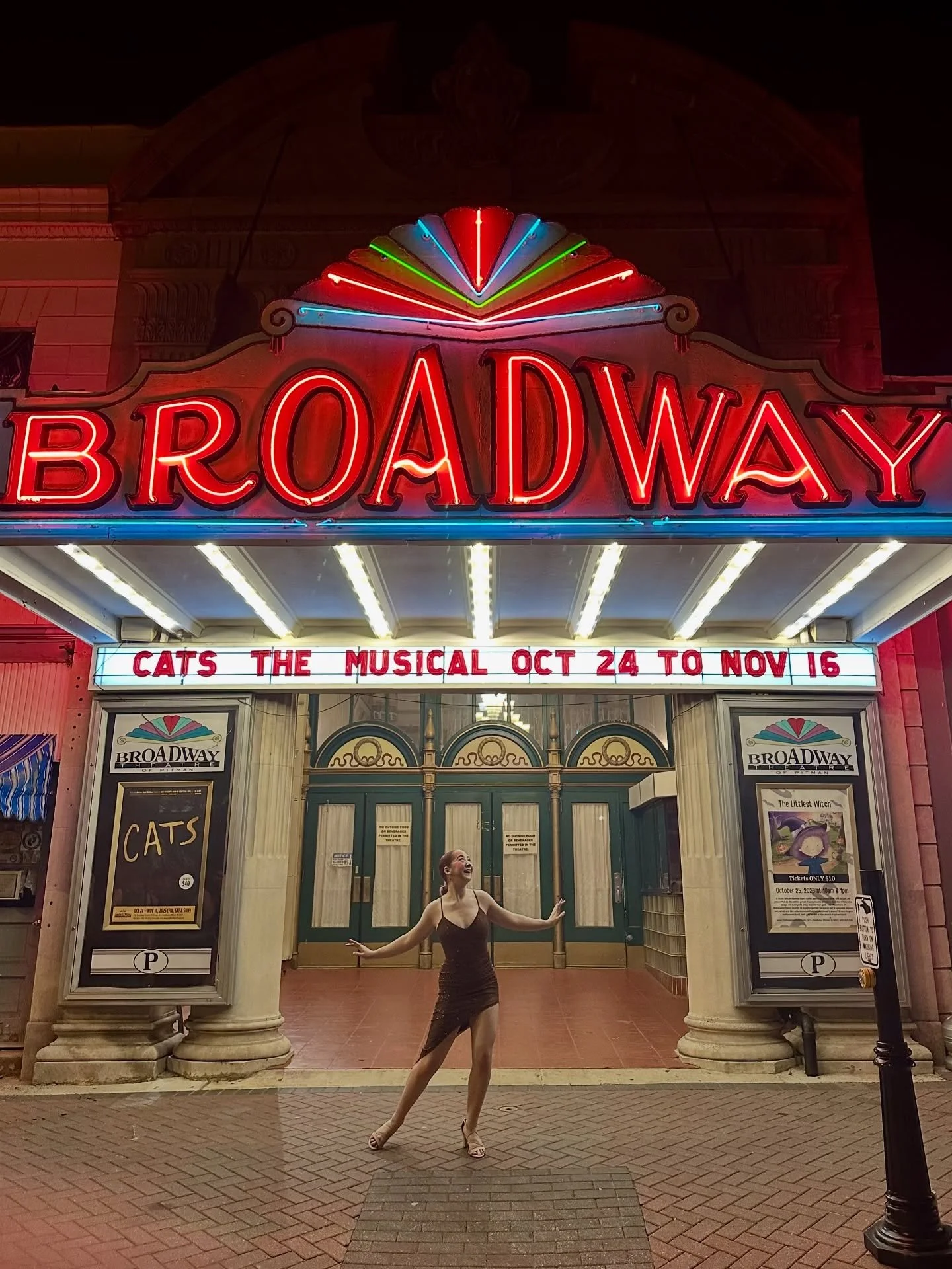 we opened cats this weekend and i couldn&rsquo;t be more ecstatic! 🐾 
you have 3 more weekends to see this jellicle tribe in pitman!