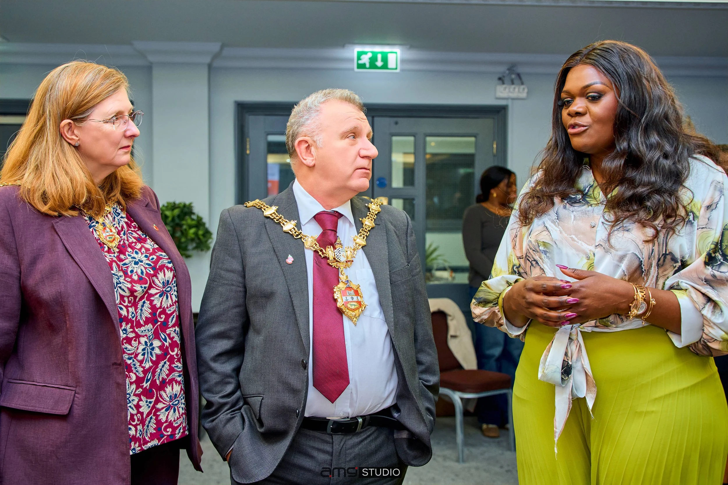 DP100202.jpg