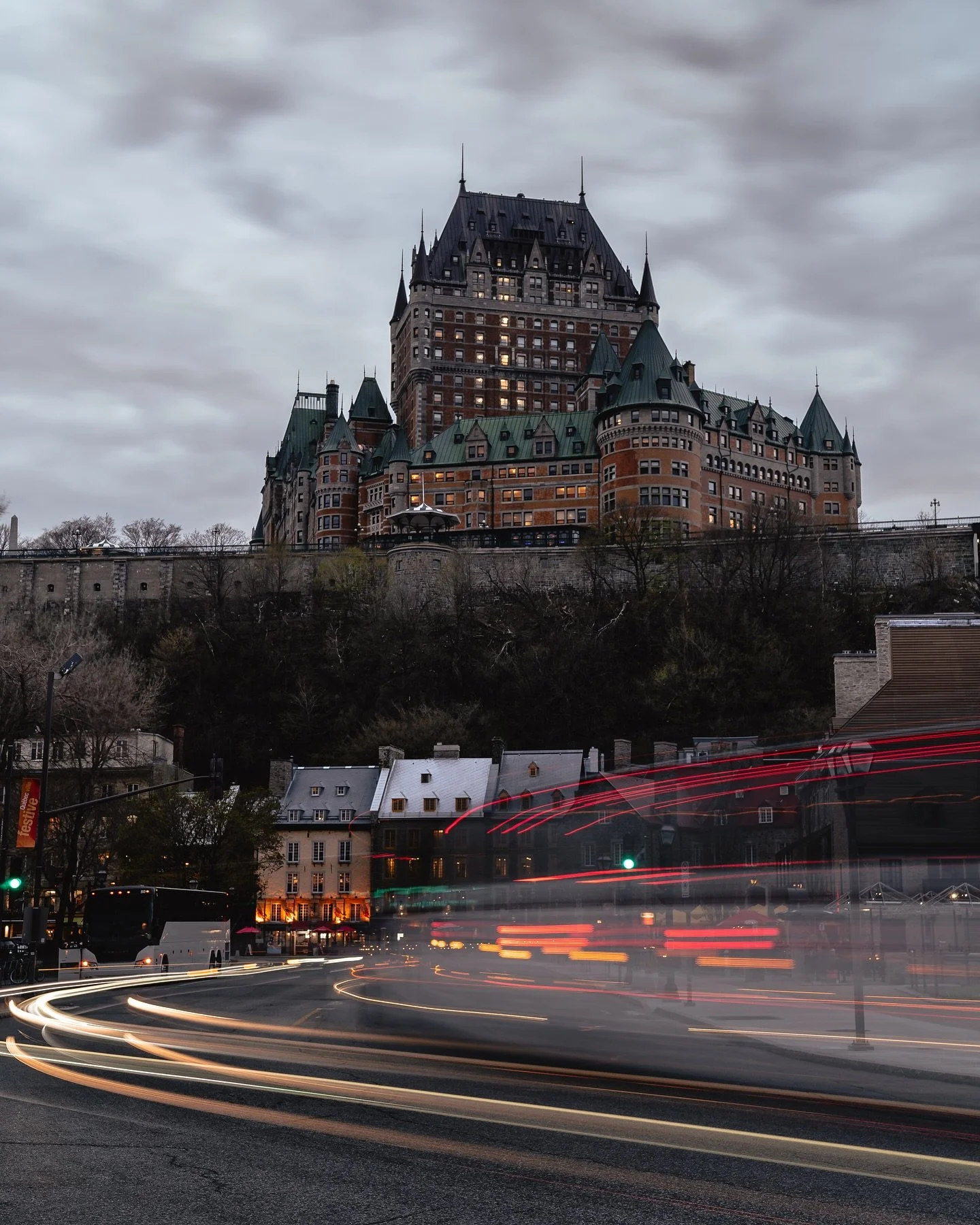Long exposure from a lackluster sunset hunt through Quebec City, still one of the most spectacular cities in the world despite the cloudy skies.
&bull;
&bull;
#sonyalpha #landscapephotography #quebec #canada #ohcanada #streetphotography #a7iii #trave