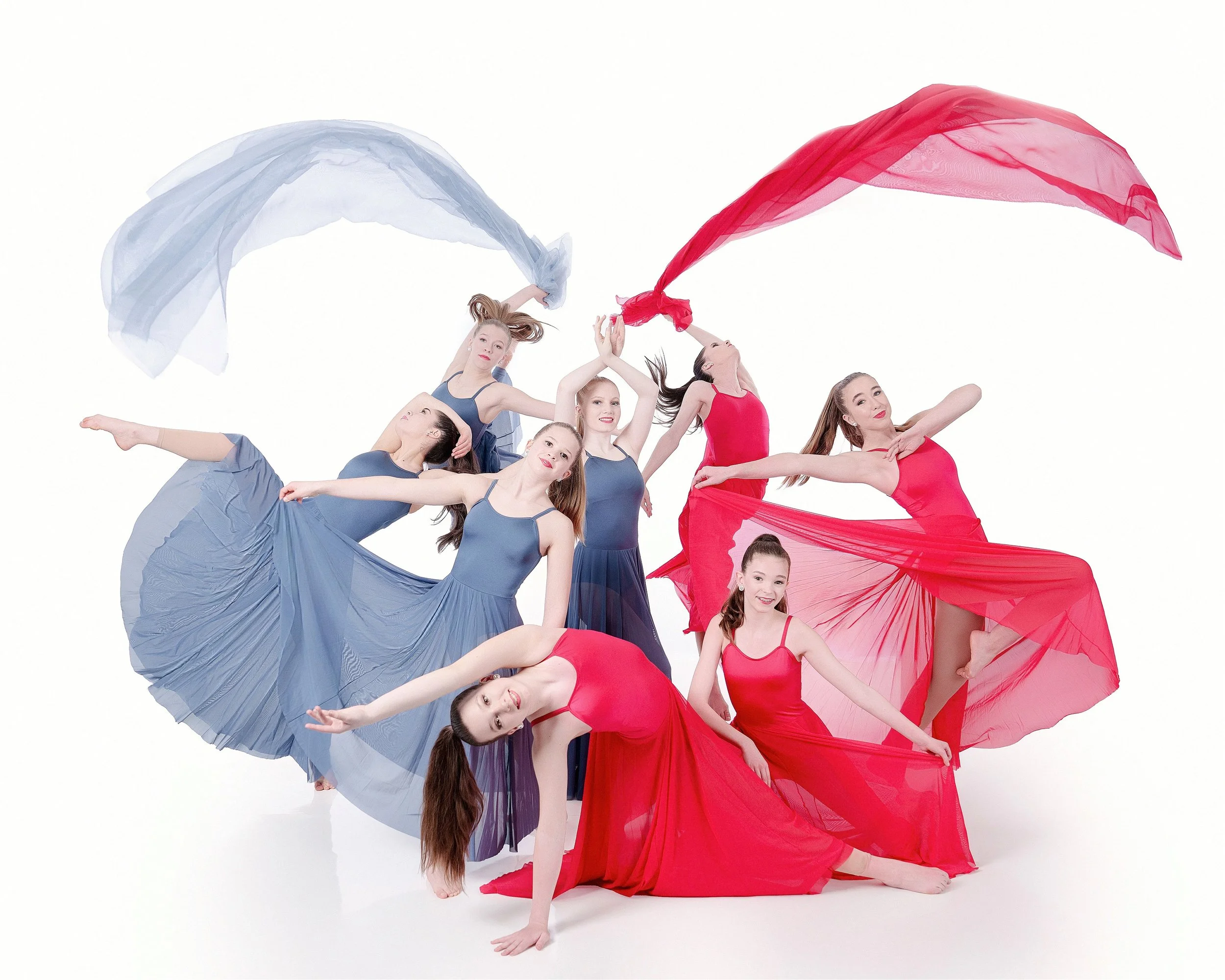 Mobile Pacific Northwest dance studio photography delivering paperless PhotoDay galleries and high-volume recital media days across Oregon and Washington