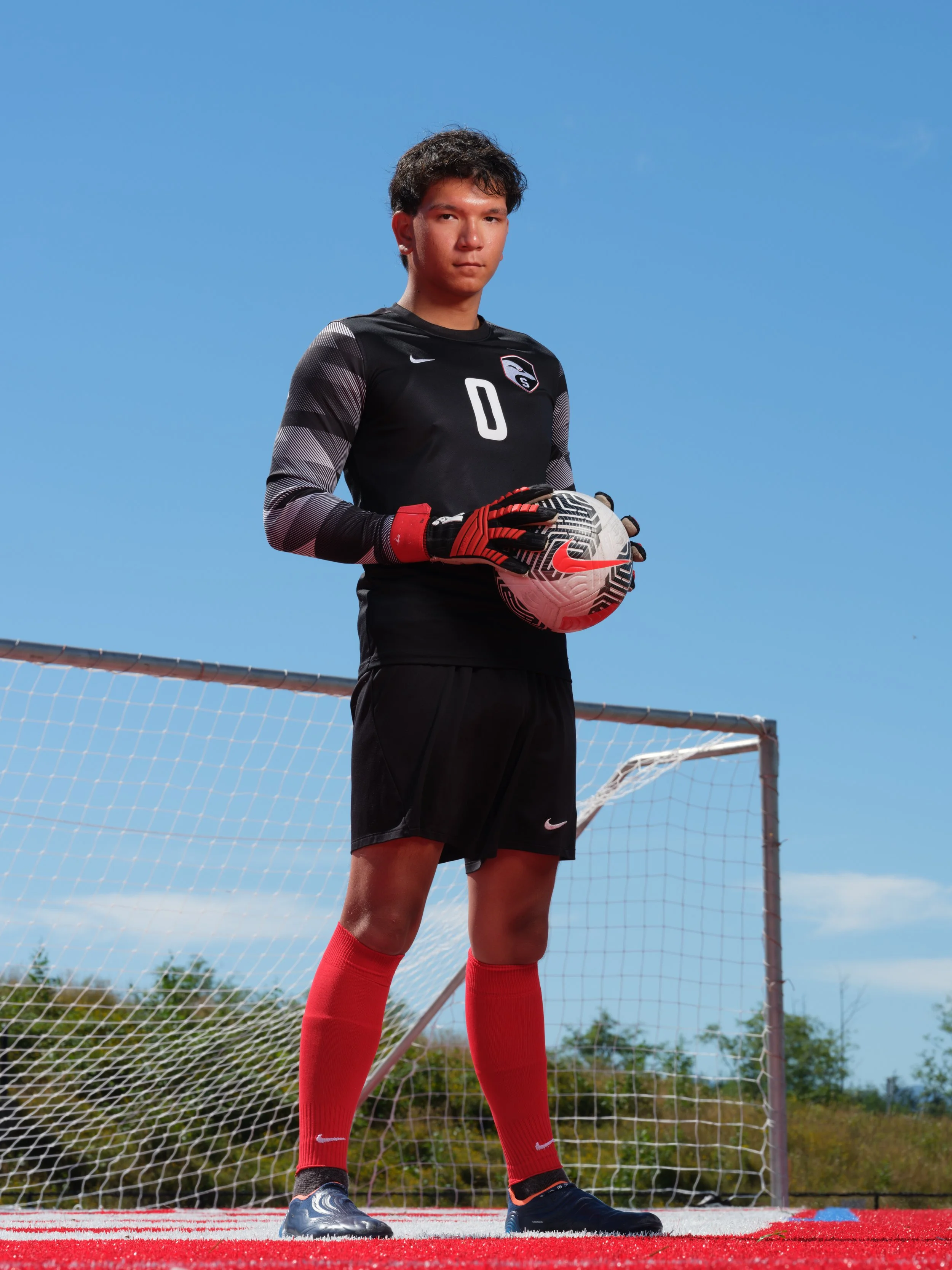 High school sports T&I volume media day portrait by Justin Grafton Studios in Astoria Oregon