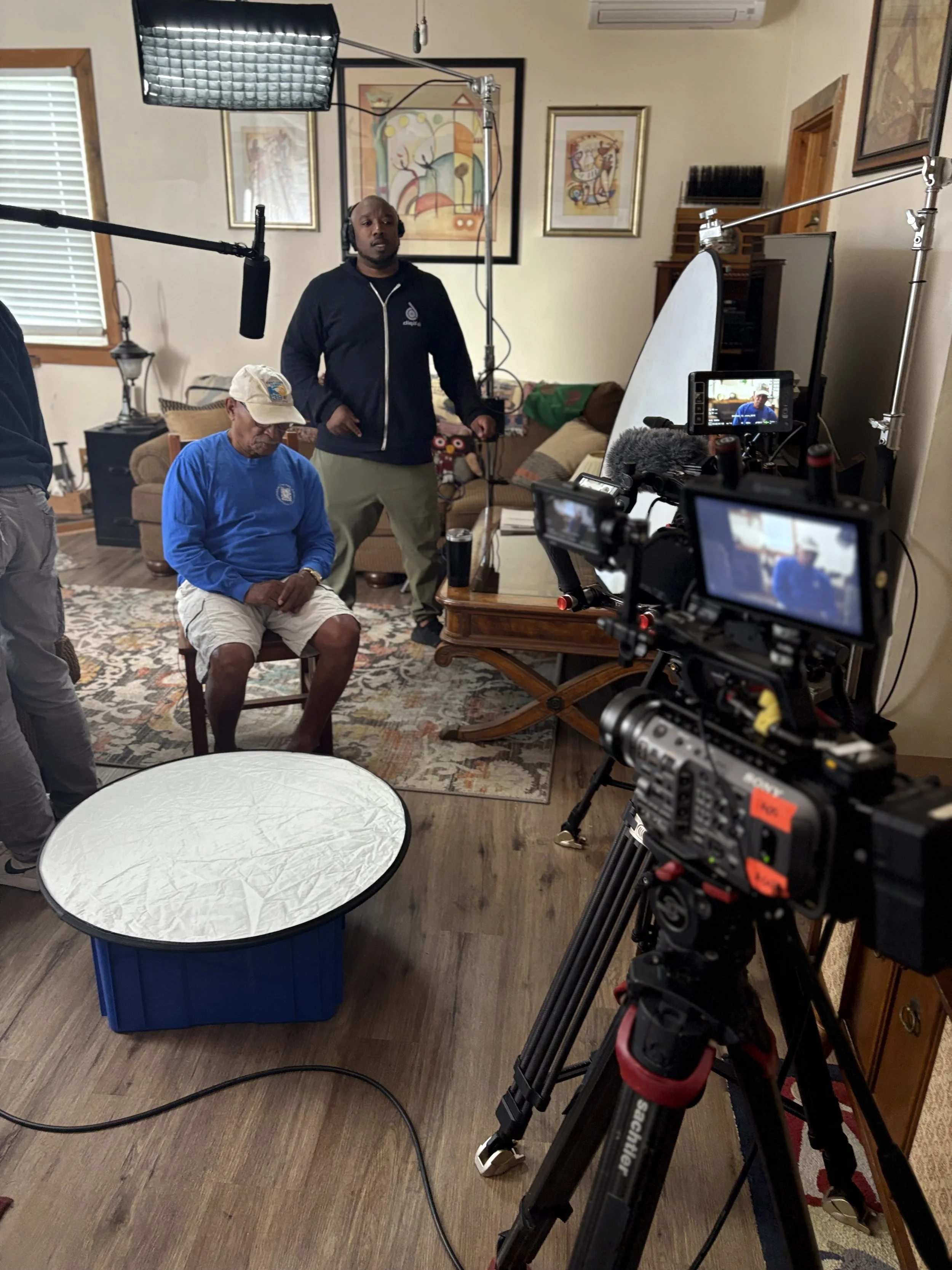 Documentary interview setup: Gaffing and Grip