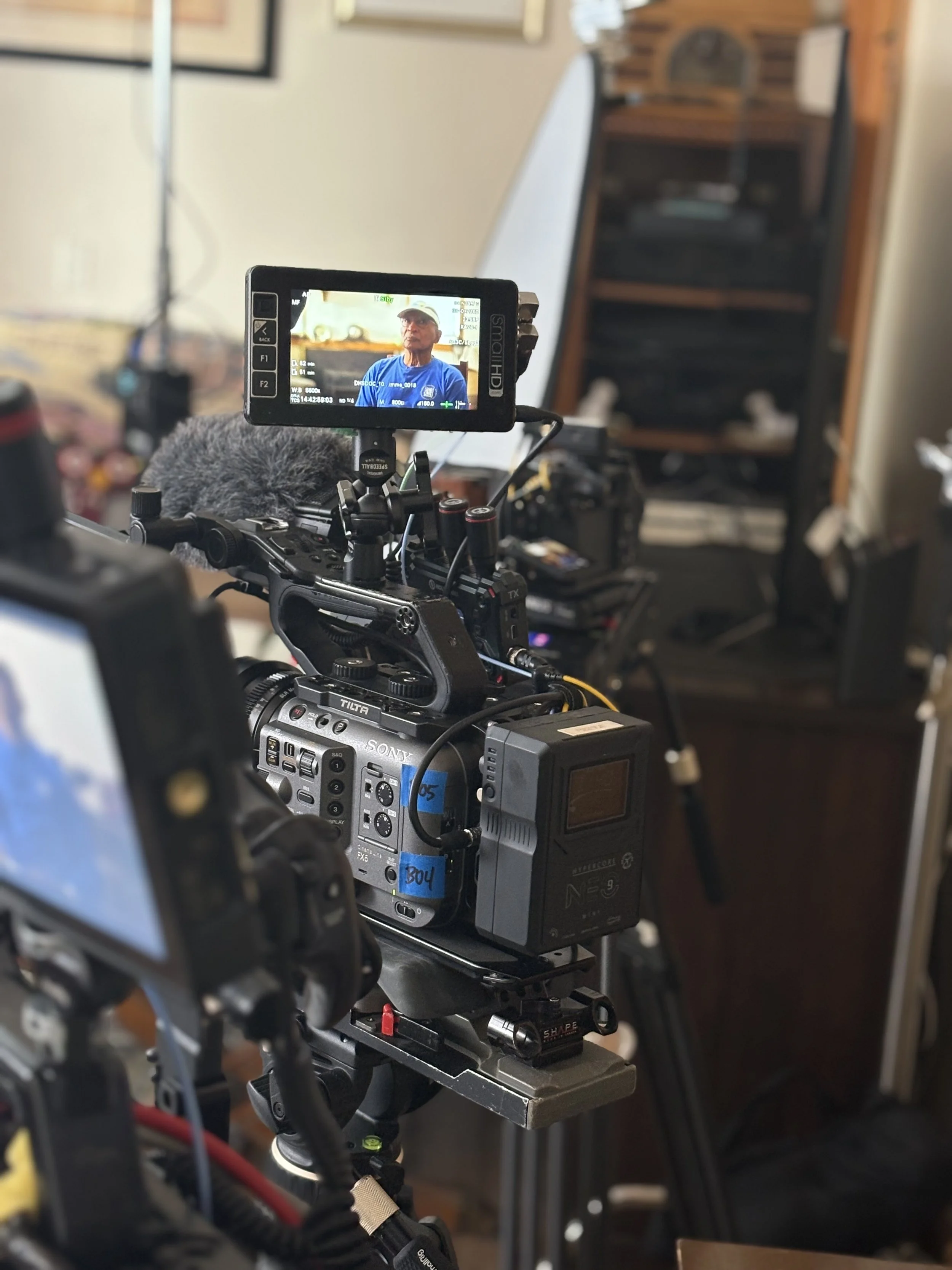 Documentary interview setup: Gaffing and Grip