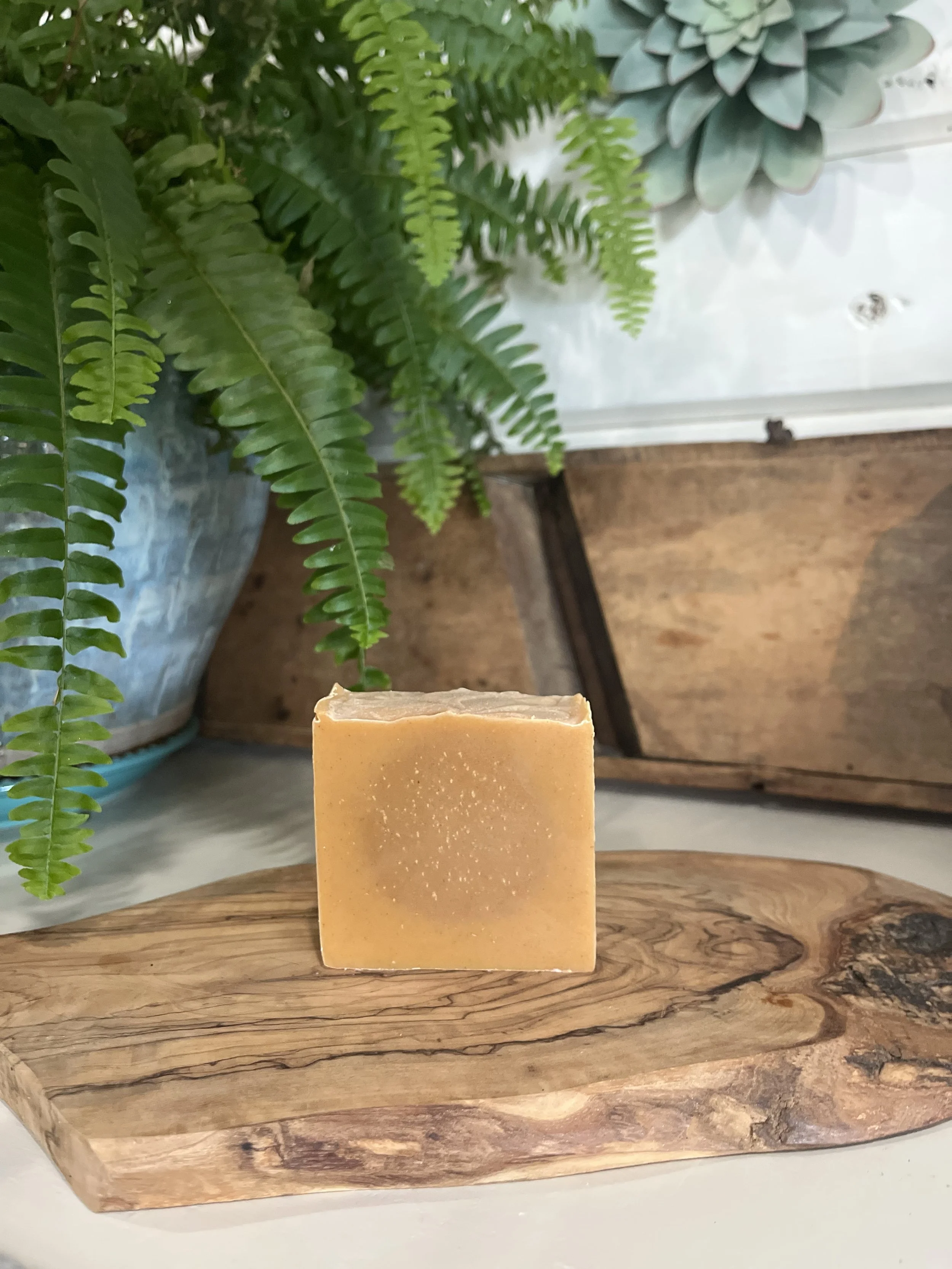Tallow & Coconut Milk Bar Soap- Tumeric & Honey