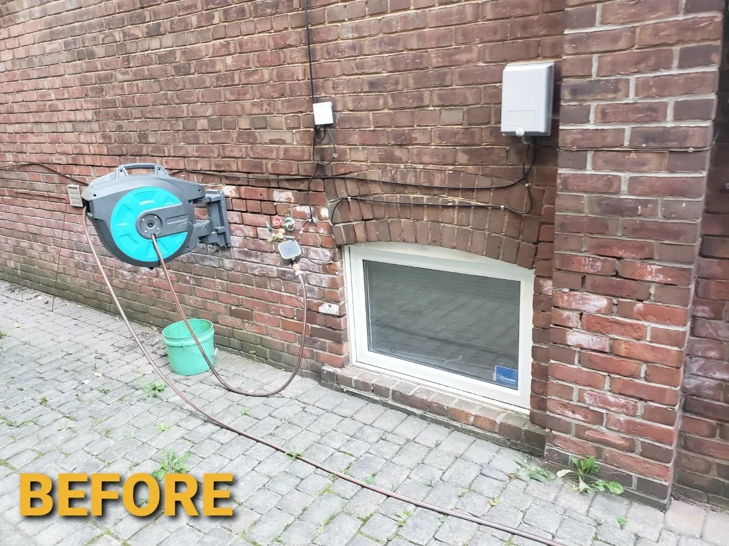 Tuck pointing and Brick Replacement