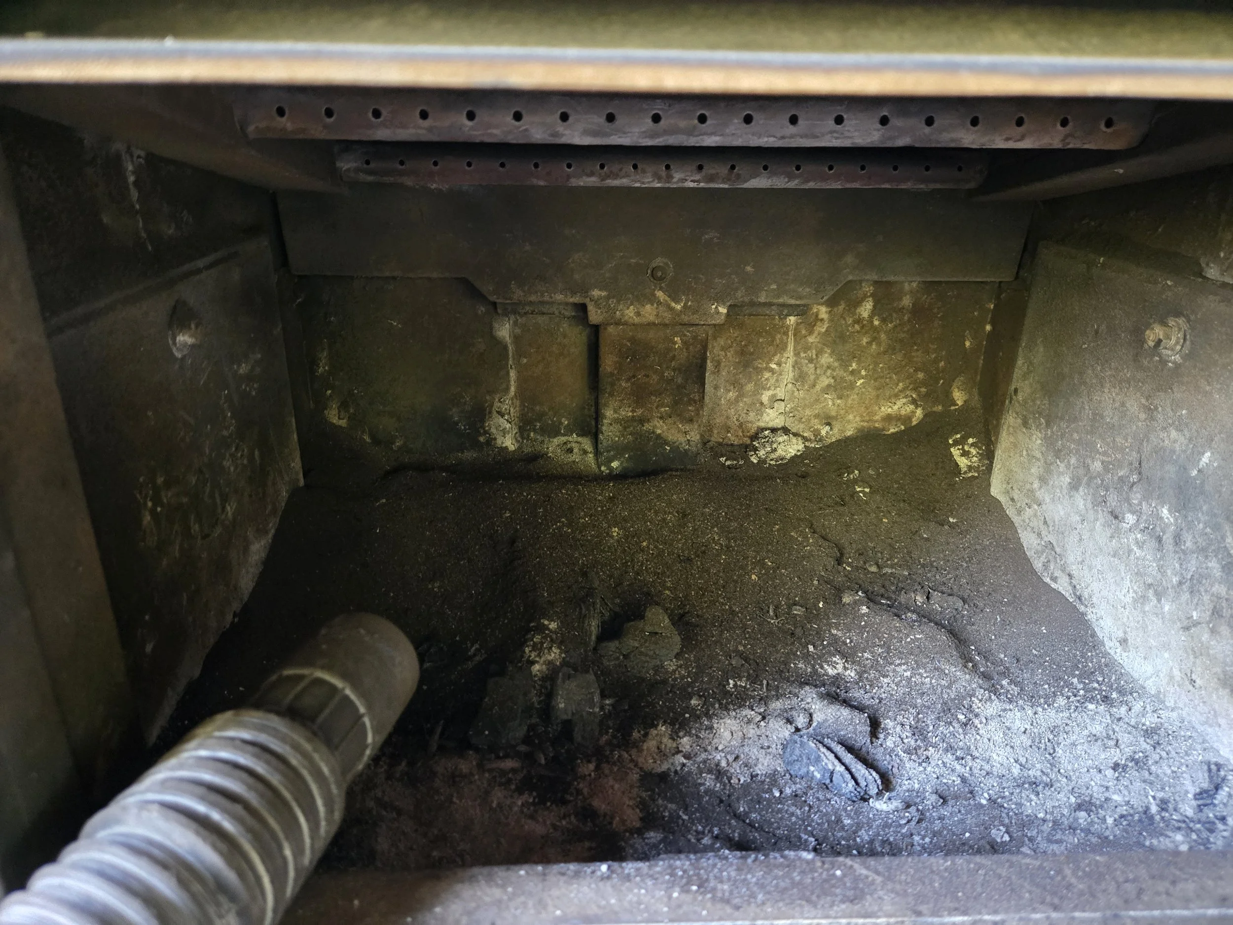 Wood Stove, Annual Sweep. Creosote Removal.