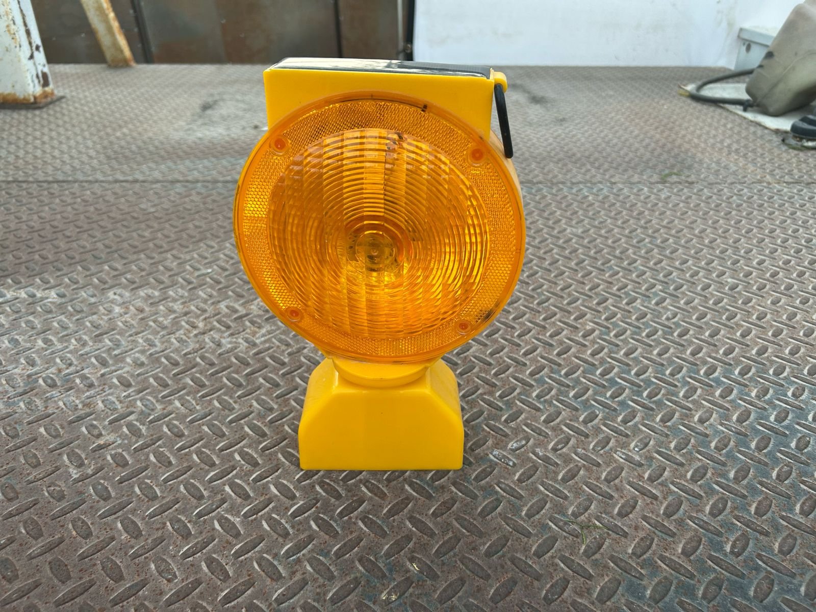 LÁMPARA DE DESTELLO SOLAR ÁMBAR