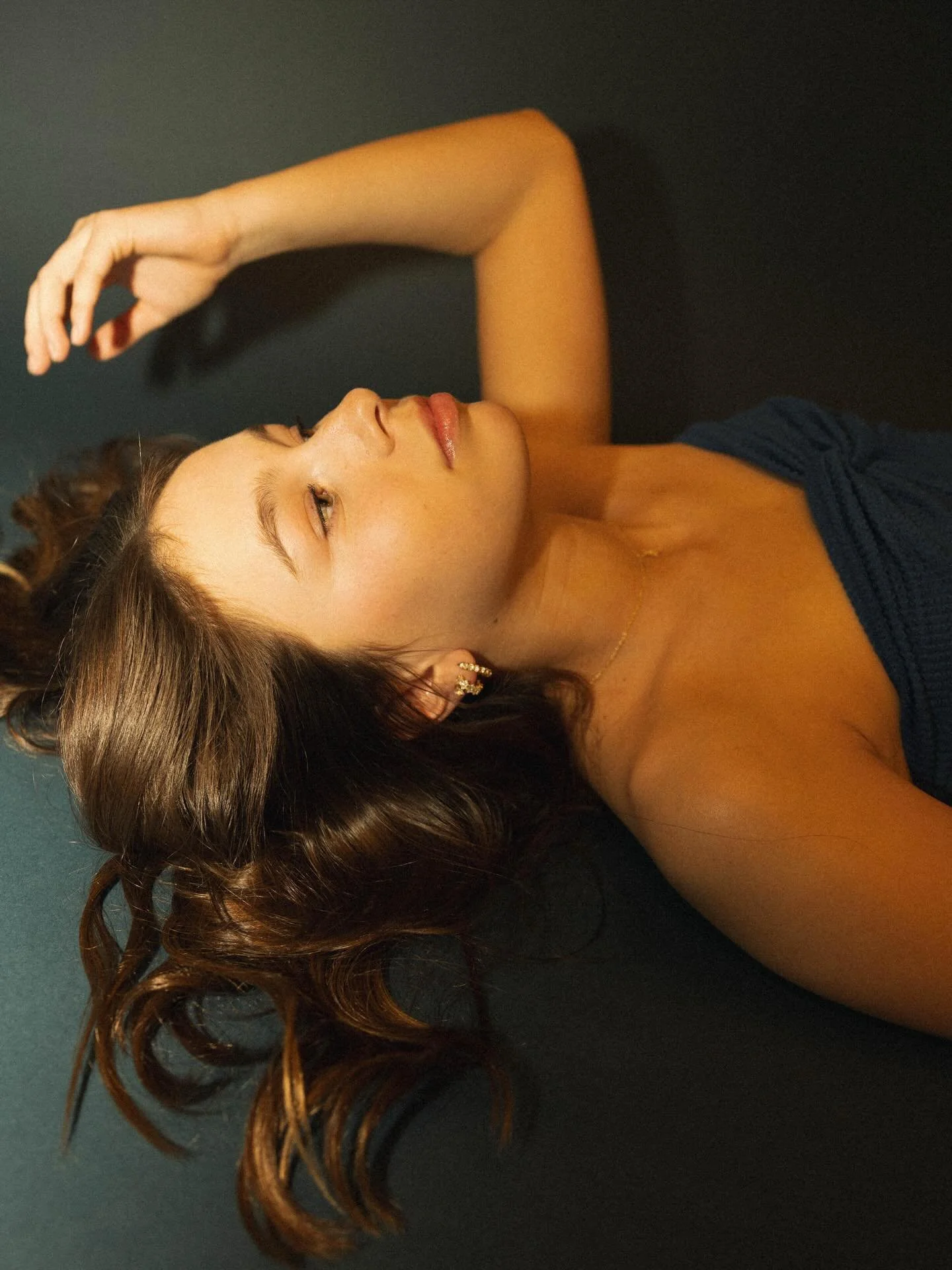 golden 💫🪞🌟
.
.
.
.
.
#photography #photographer #model #photoshoot #golden