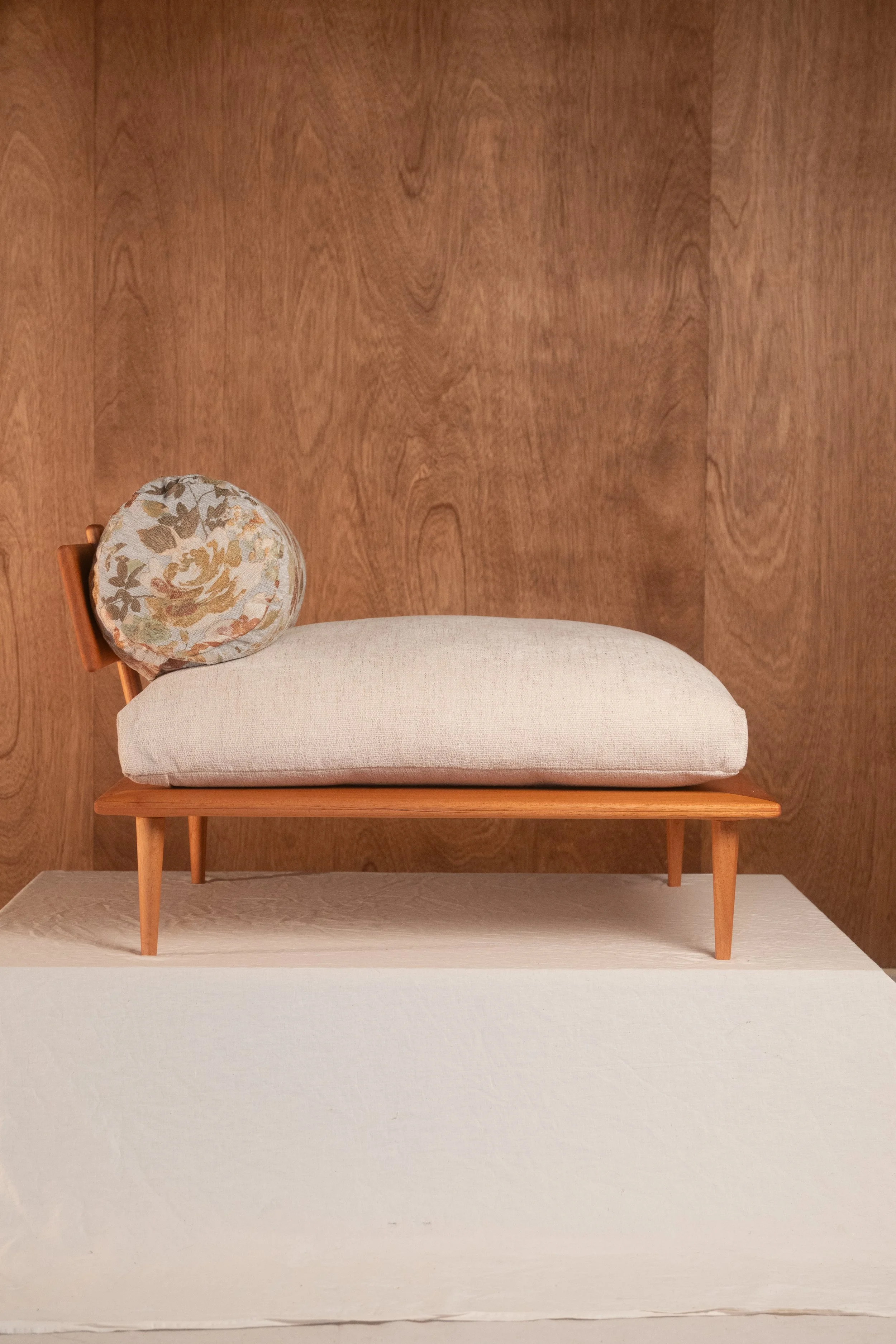 Iona Lounger | WS | Floral Bolster | sc