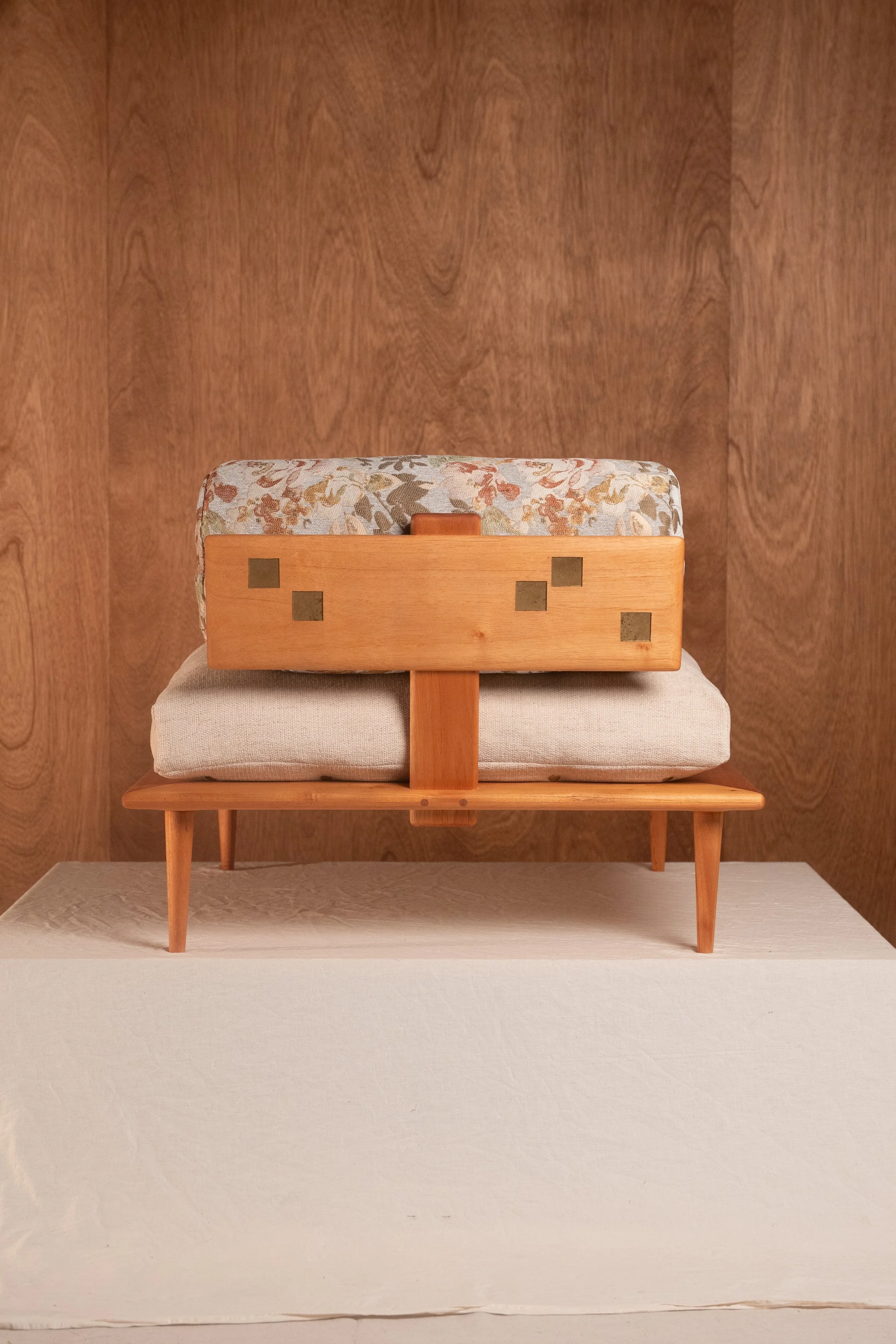 Iona Lounger | WS | Floral Bolster | SC