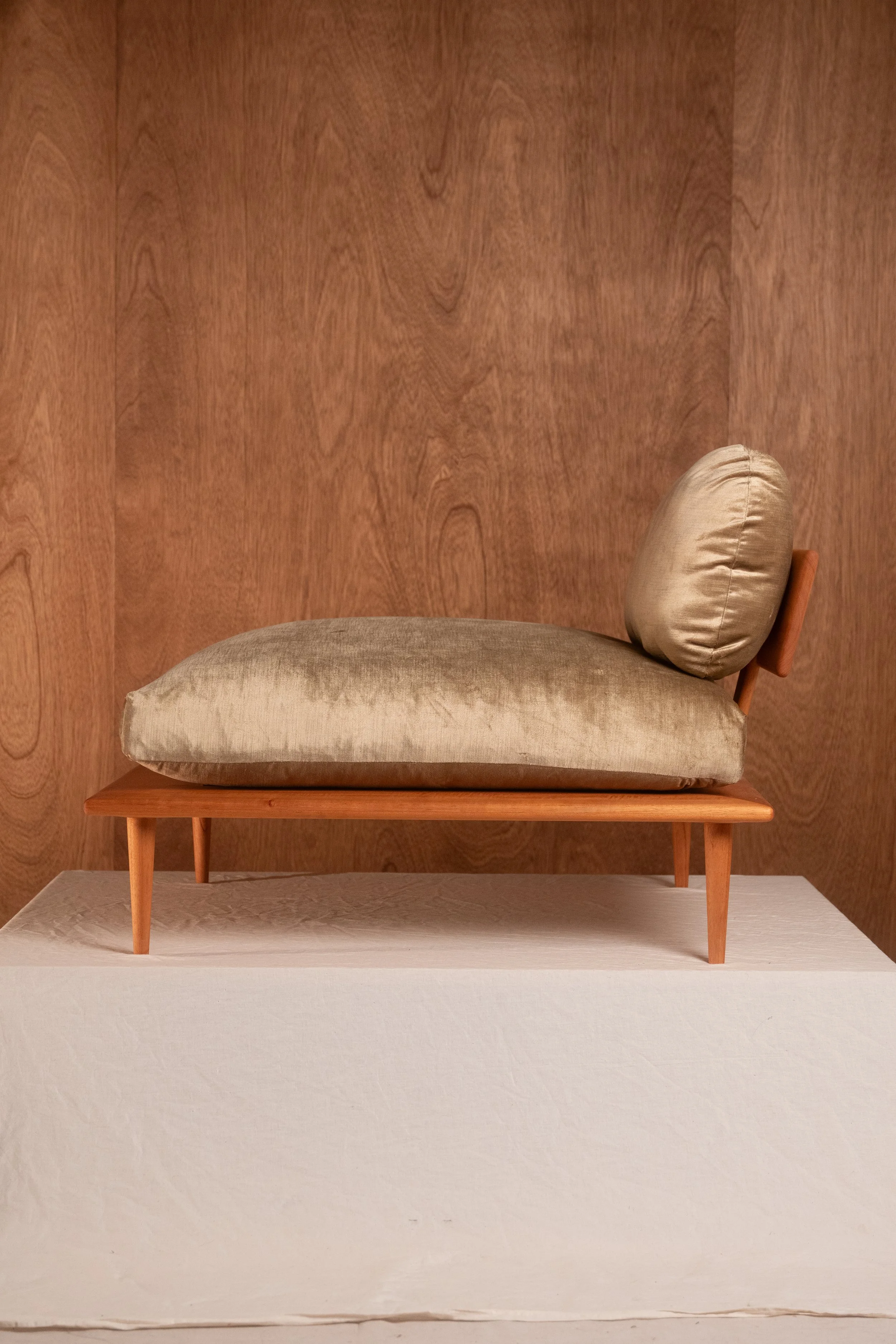 Iona Lounger VS SC