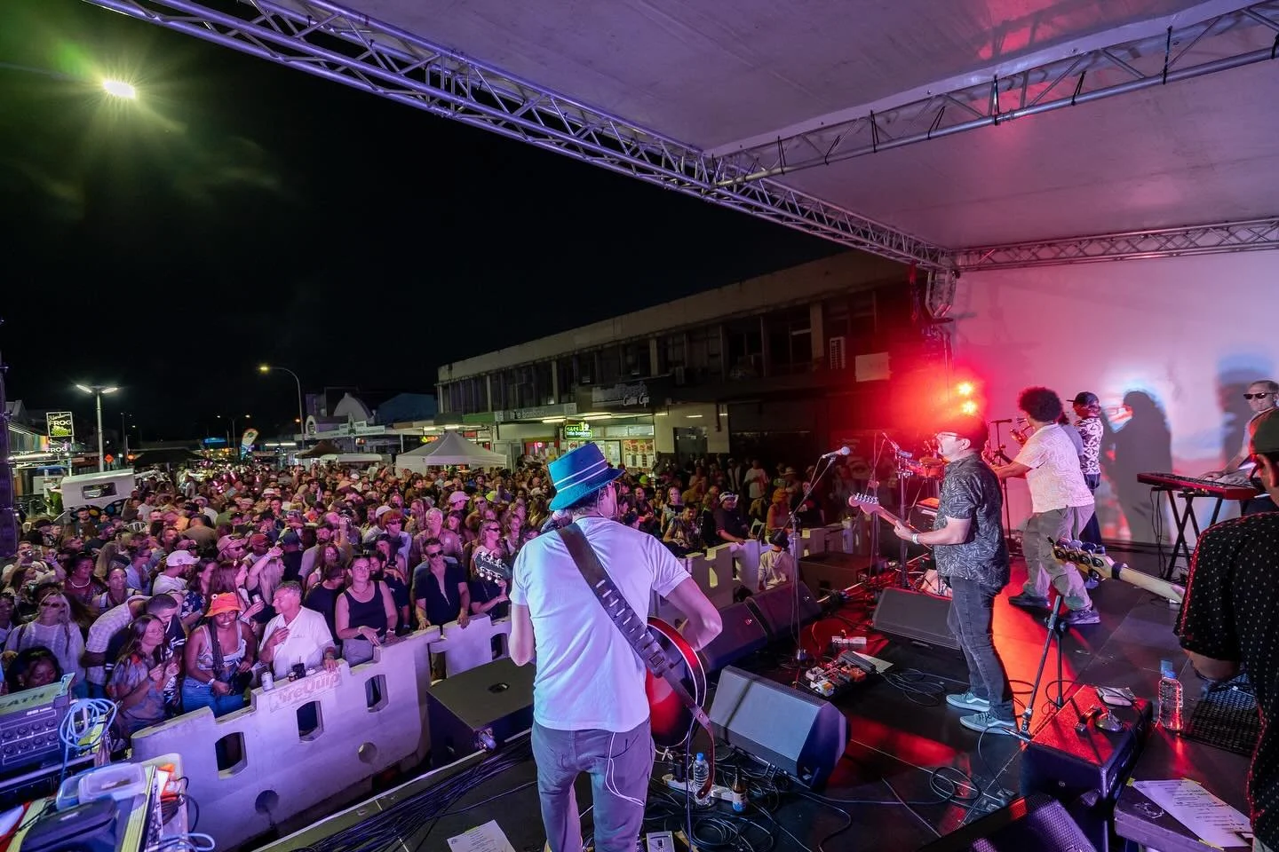 Vibes on Vine 2025 ✨

Woah it happened! After months of hard mahi @vibesonvine hit the ground running and created a festival that encapsulated Whangārei as a whole. 

@vibesonvine was an idea that was birthed while @oi_timbo and I were having dinner 