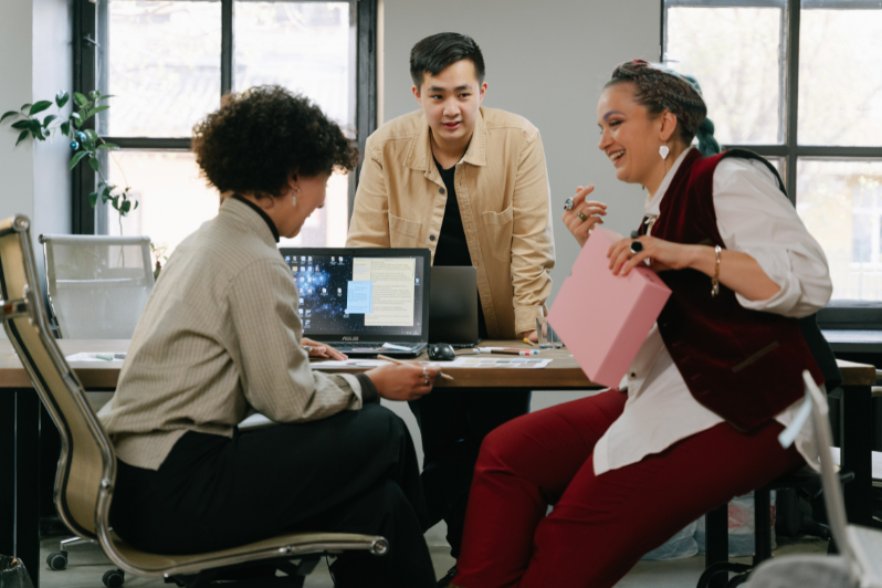 Observable behaviour during a workplace discussion.