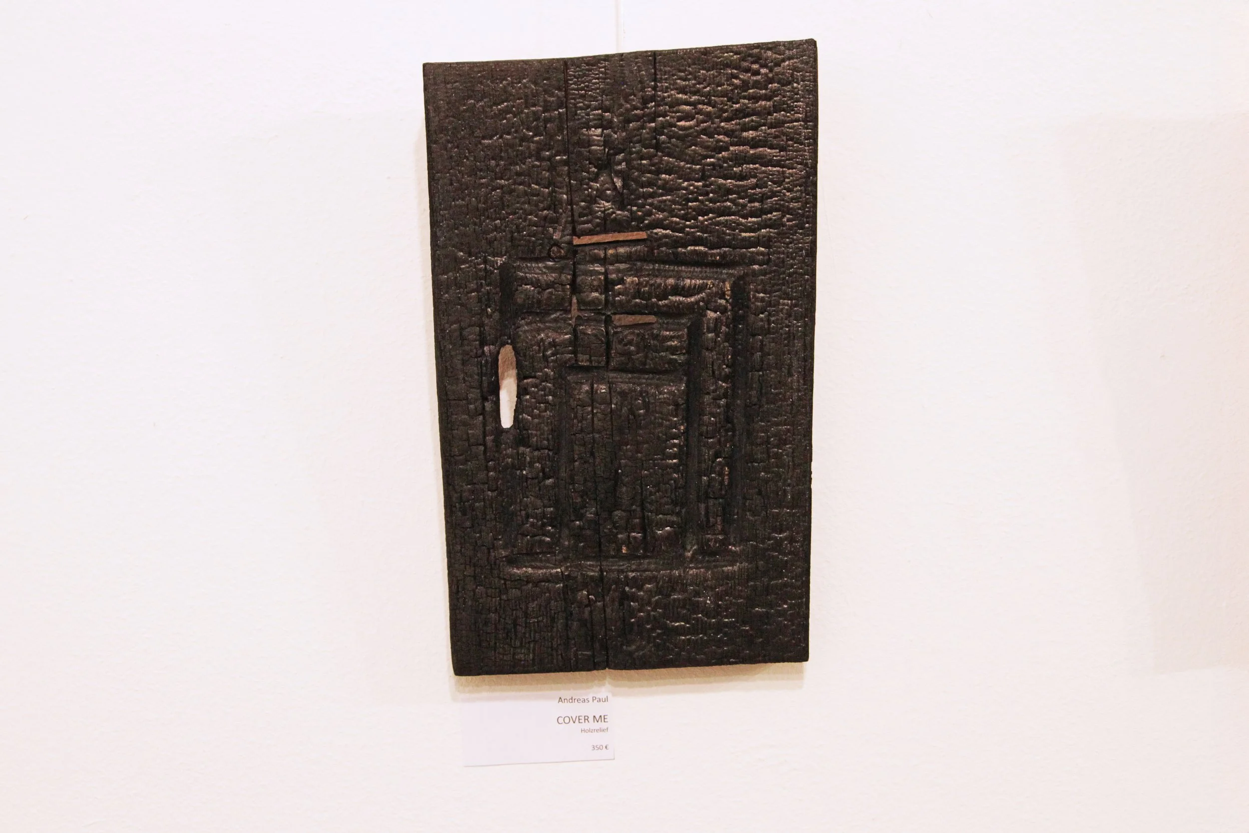 Holzskulptur Cover Me