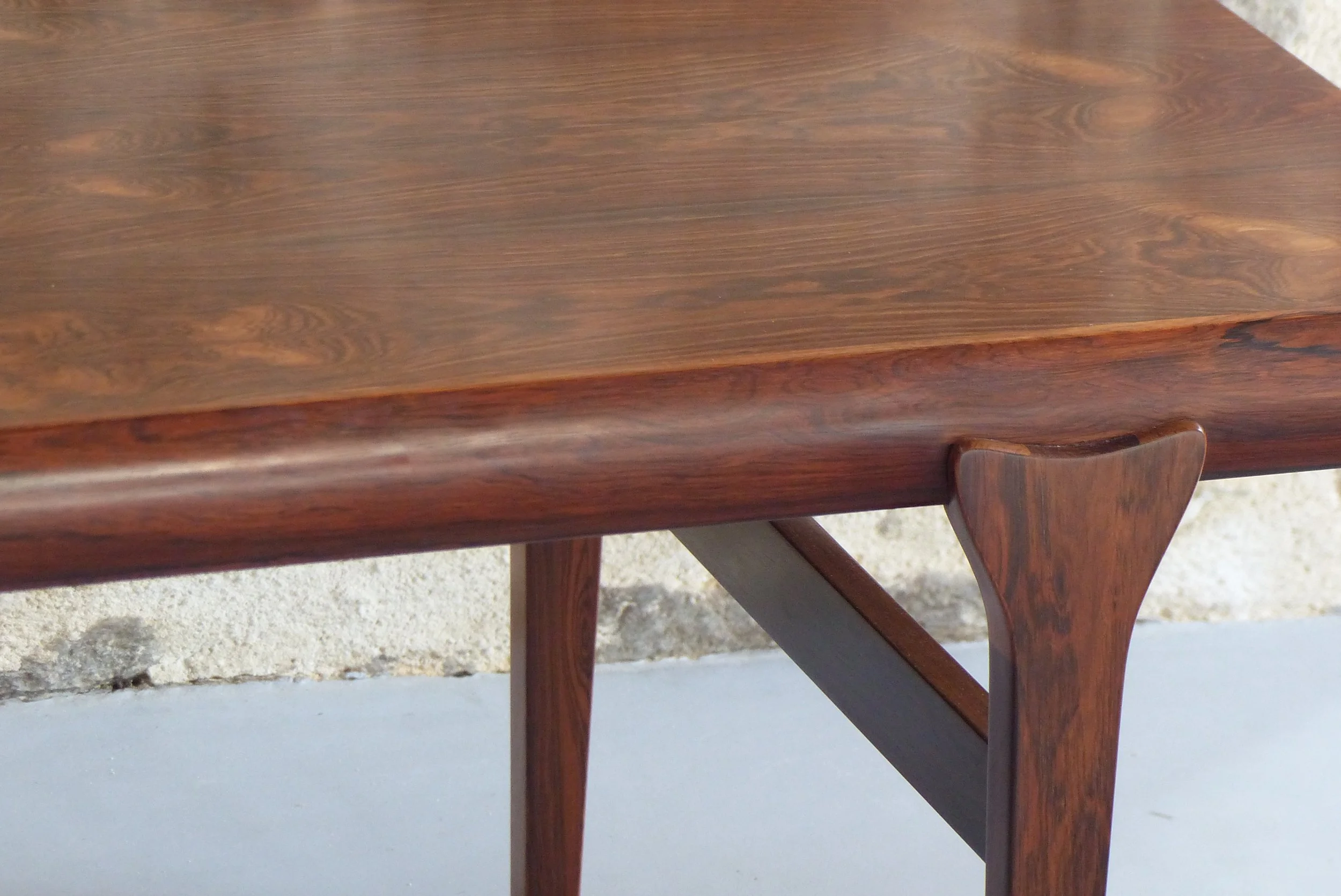 Table basse en palissandre de Rio de Johannes Andersen pour Uldum Mobelfabrik Danemark Circa 1960