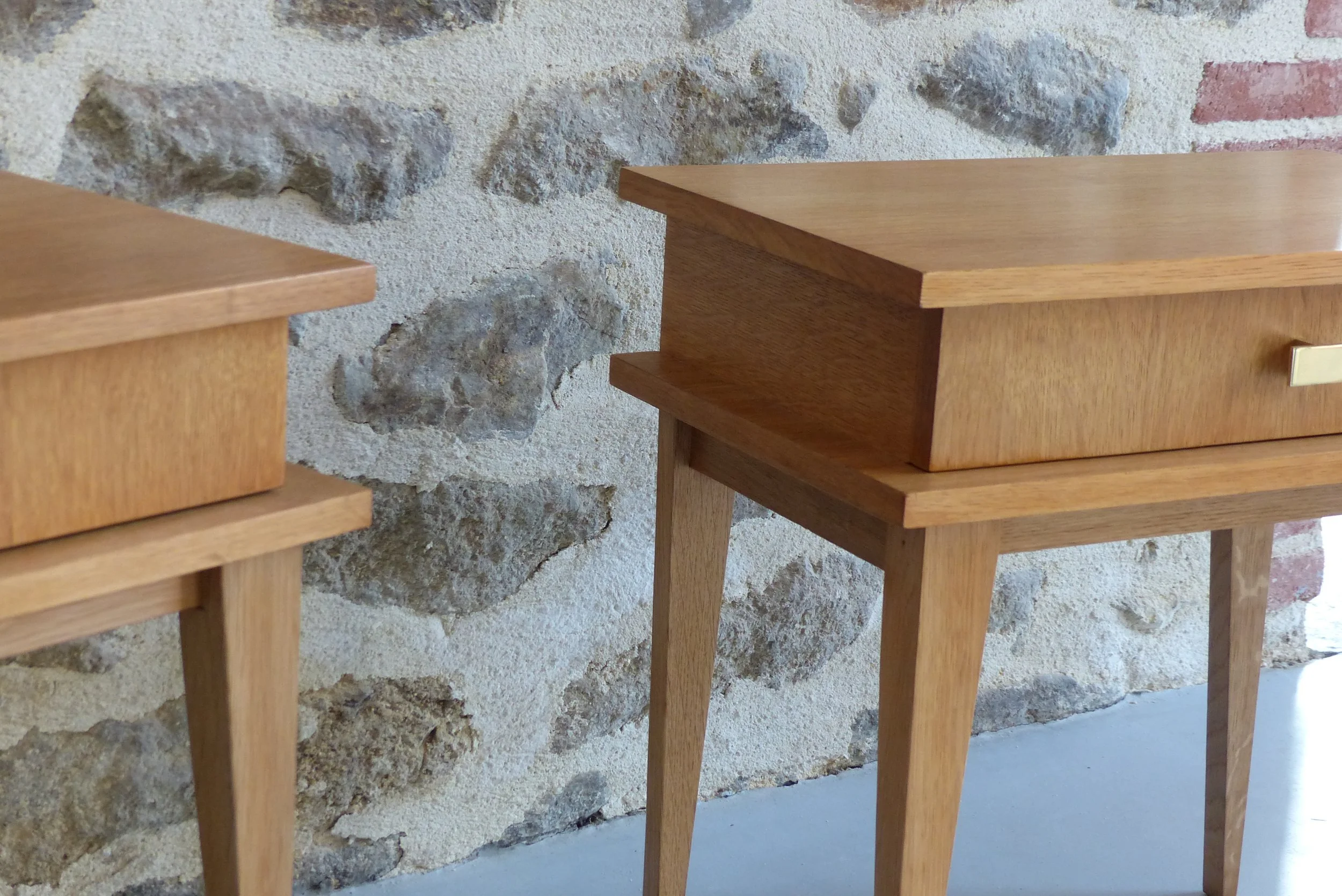 Paire de chevets en chêne France Circa 1950