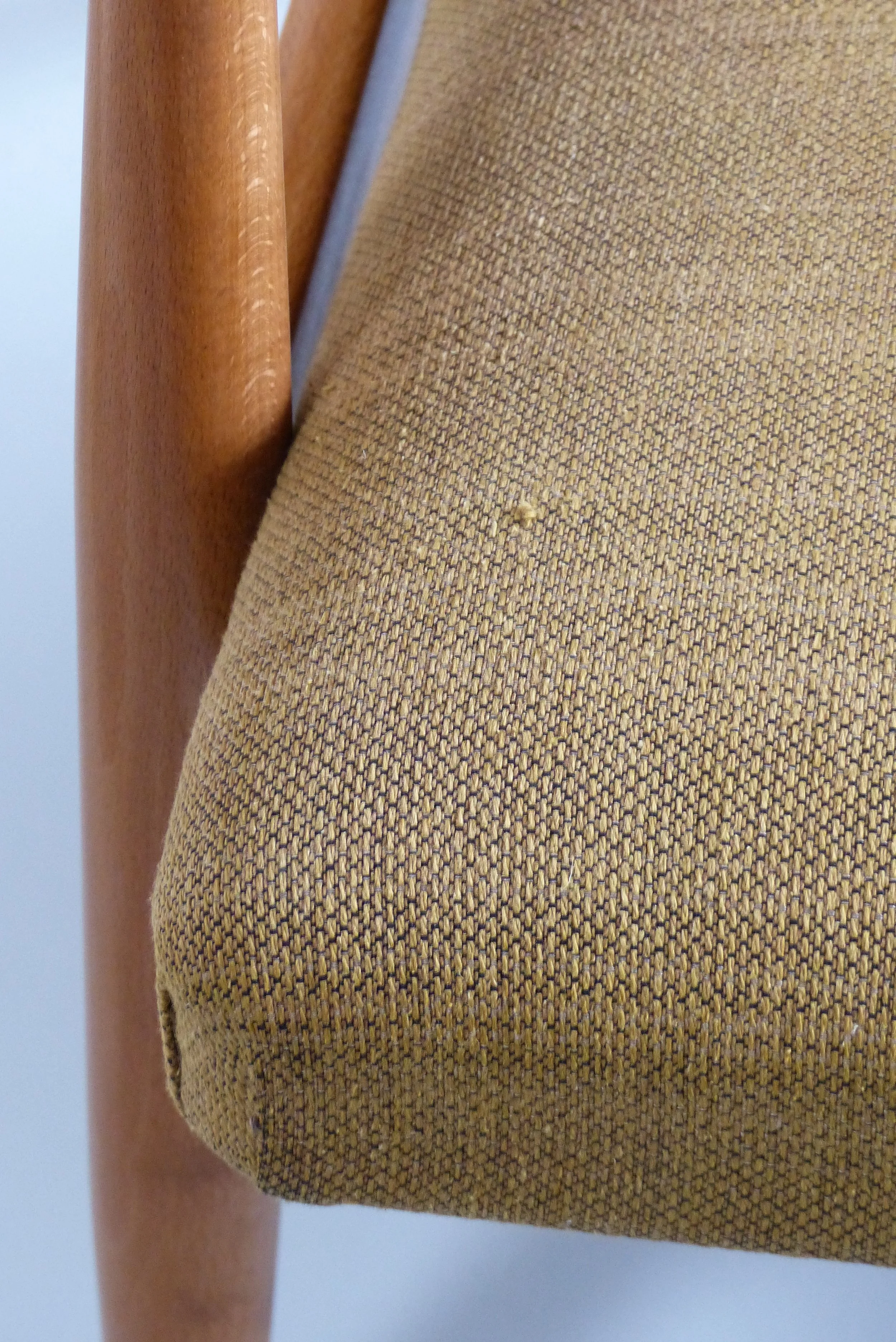 Fauteuil scandinave en hêtre et tissu Années 1960