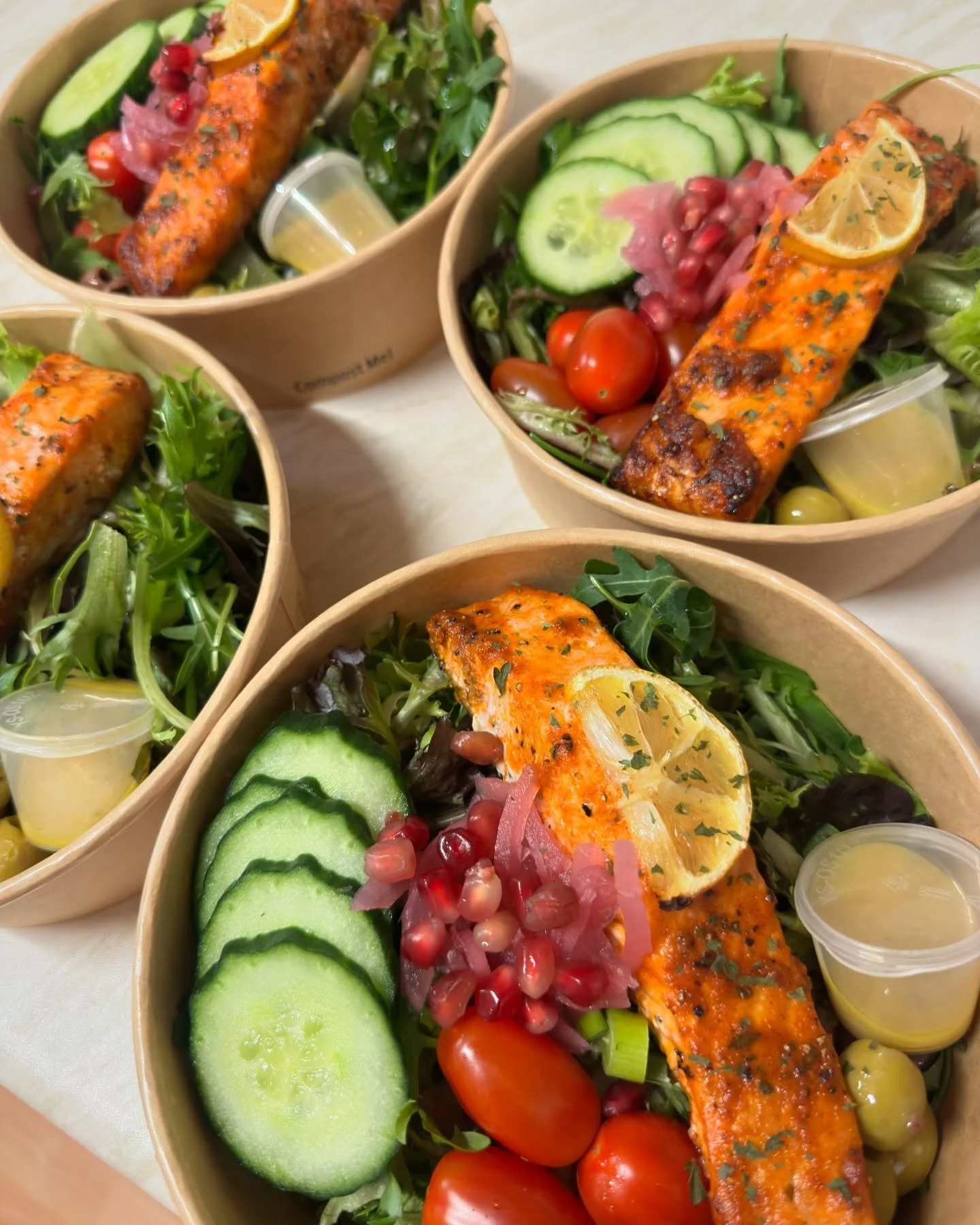 Say hello 👋 to our Salad Mains 🥗crafted to bring balance and taste to your corporate lunches and summer events. Perfect for health-conscious foodies who don&rsquo;t want to compromise on flavour.

Your options:
&mdash; Chicken Salad 🍗🥗
Tender chi