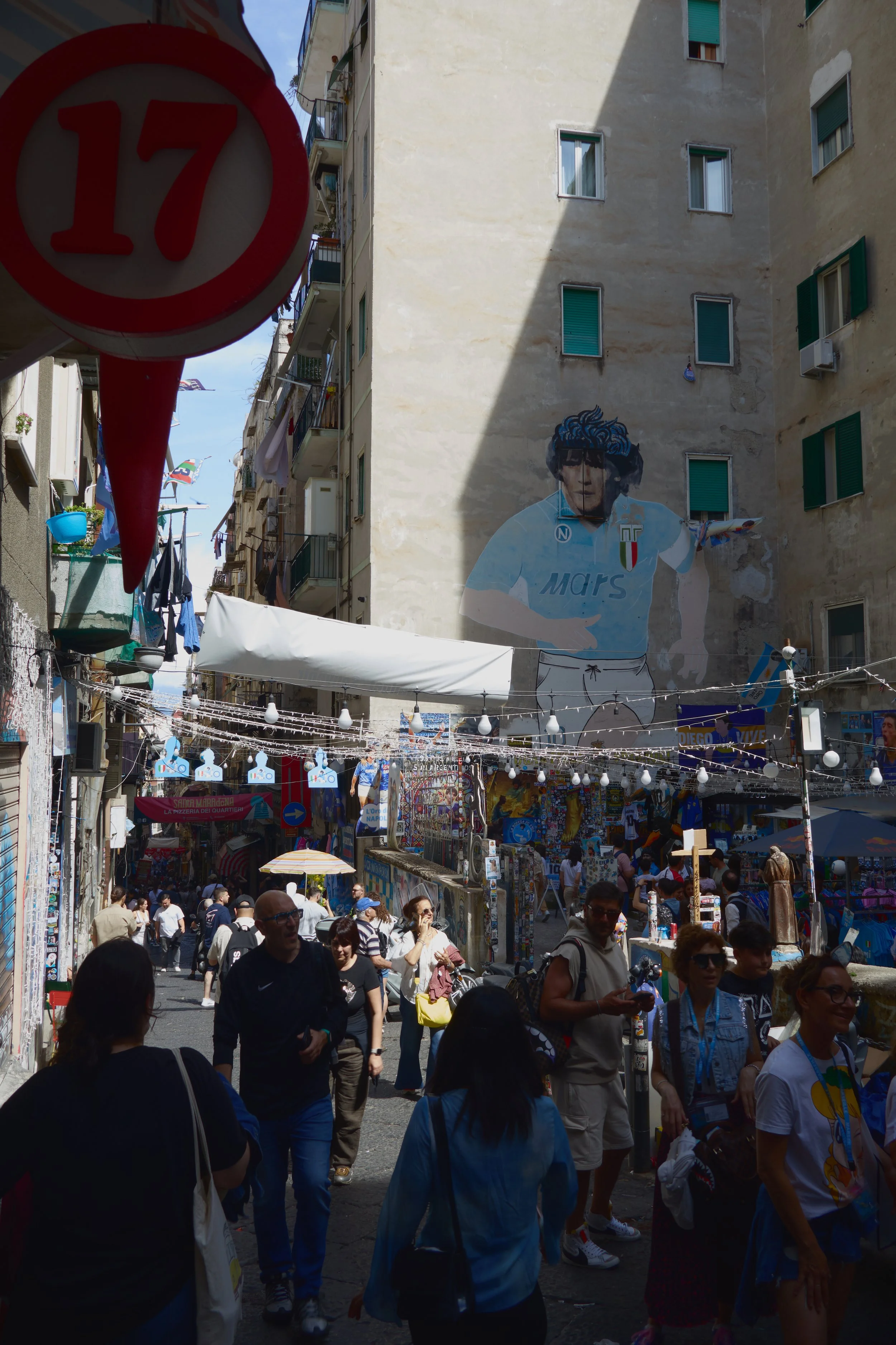 Maradona-Quarteri Spagnoli-Napoli-f90foto-before.jpg