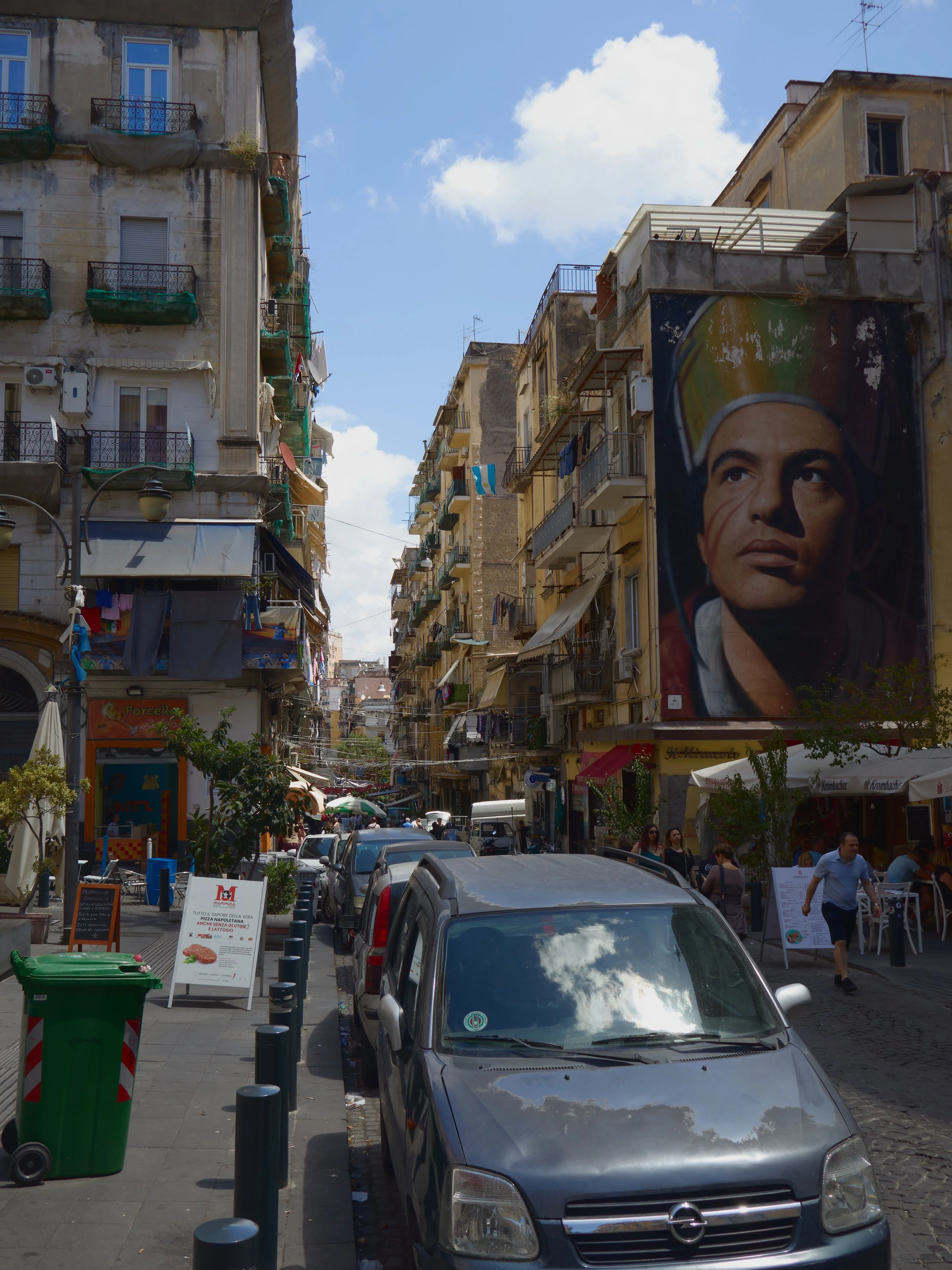 Napoli-maradona-murals-f90foto-before.jpg