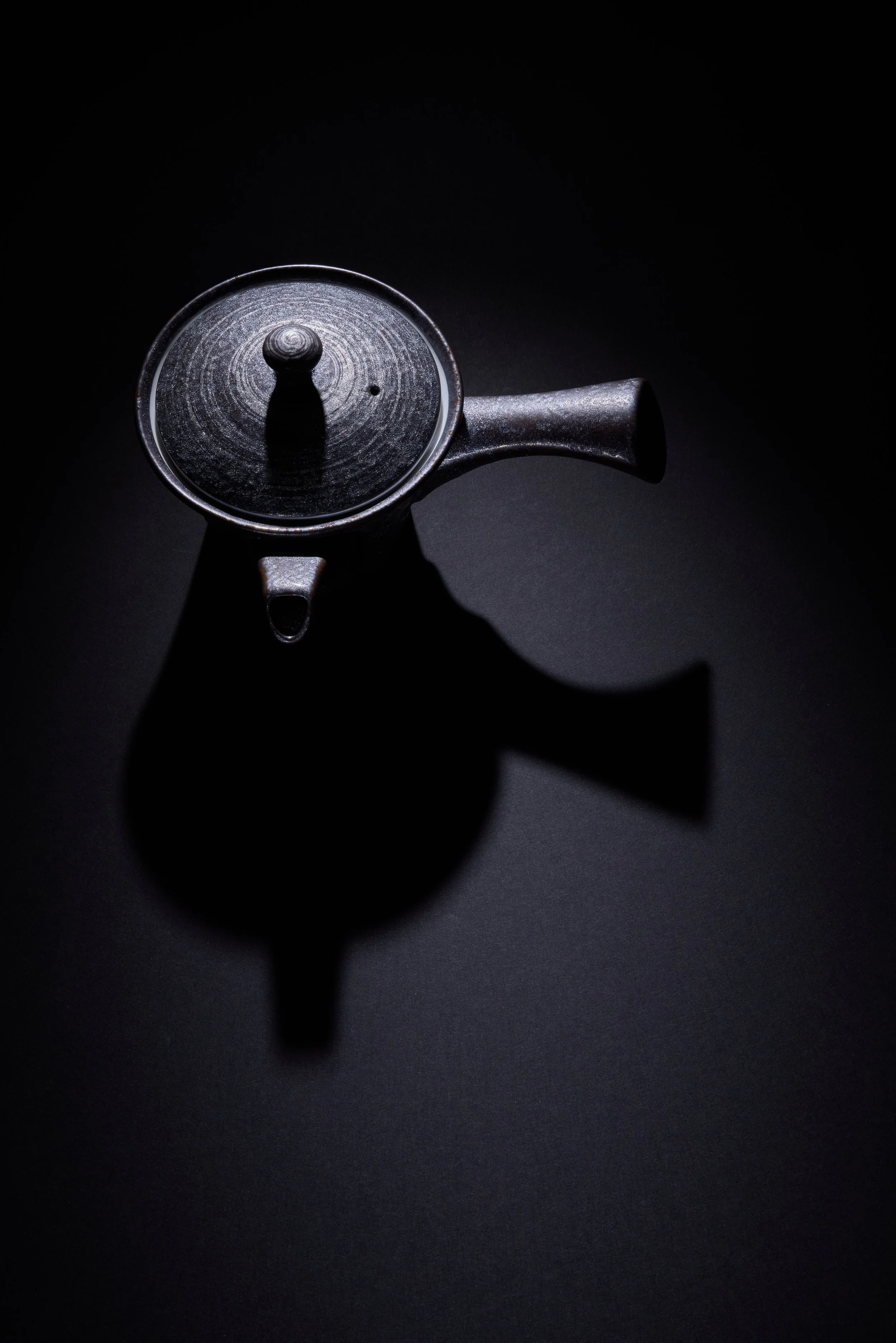 Edited_old style teapot 4-06-20262152.jpg