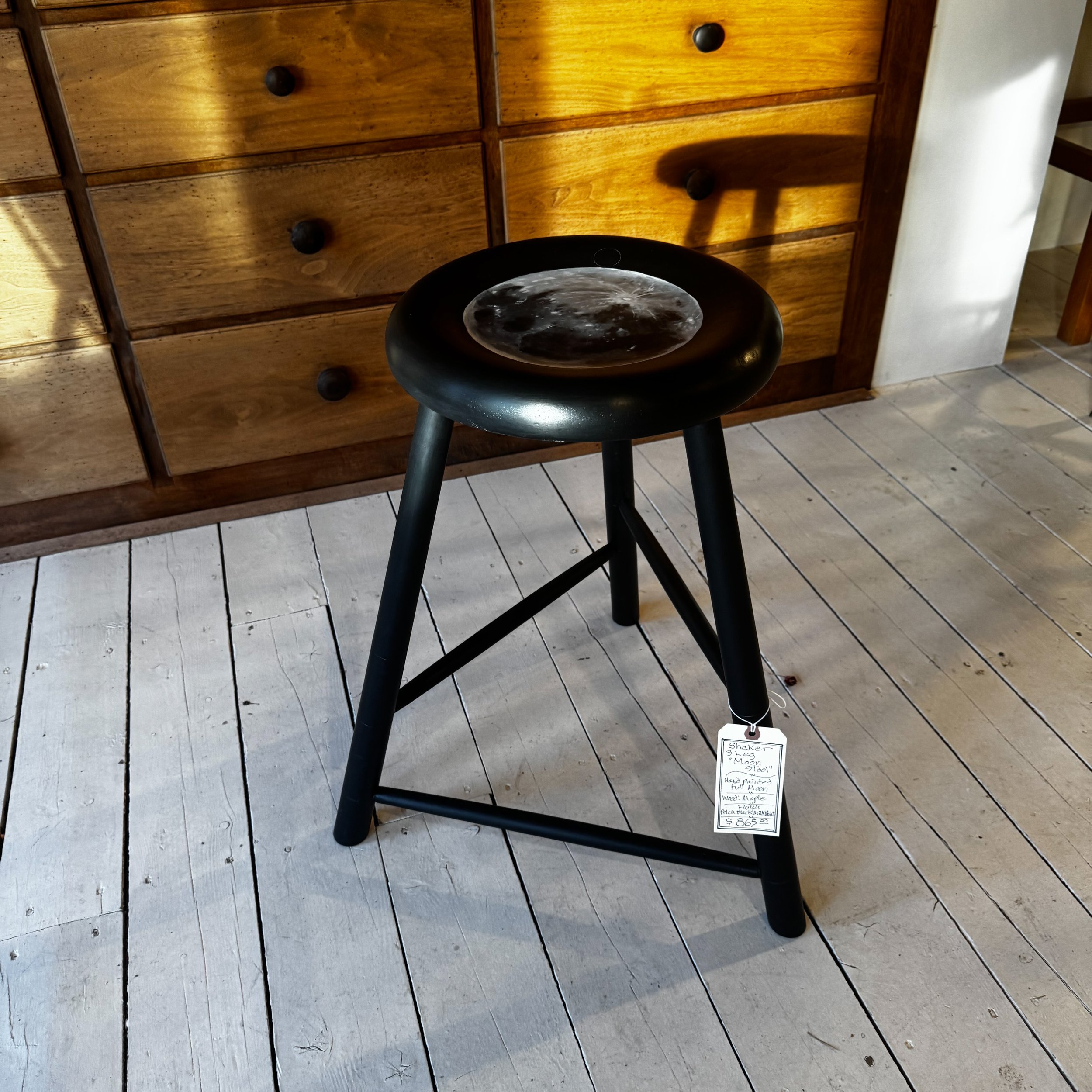 moon stool 1.jpg