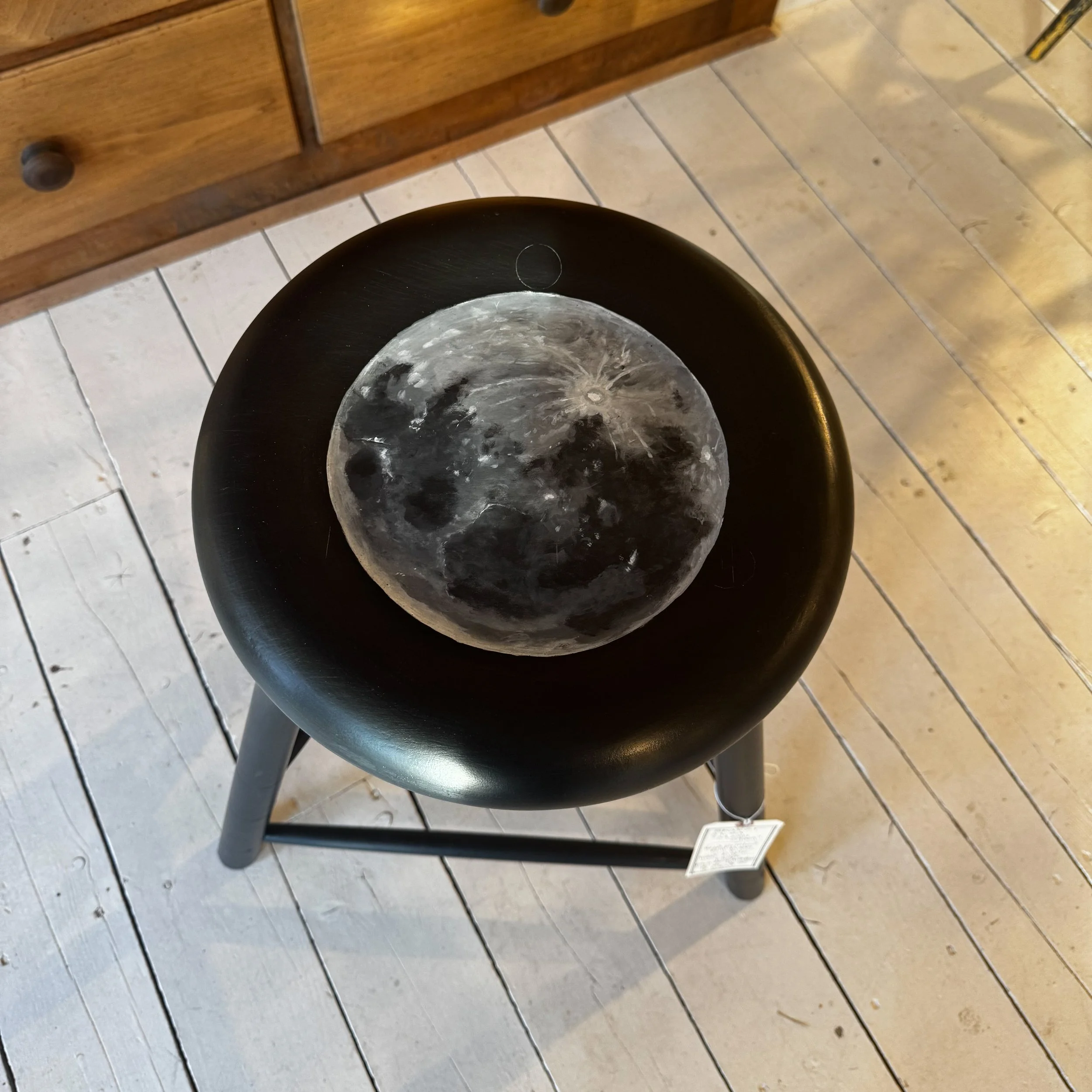 moon stool 2.jpg