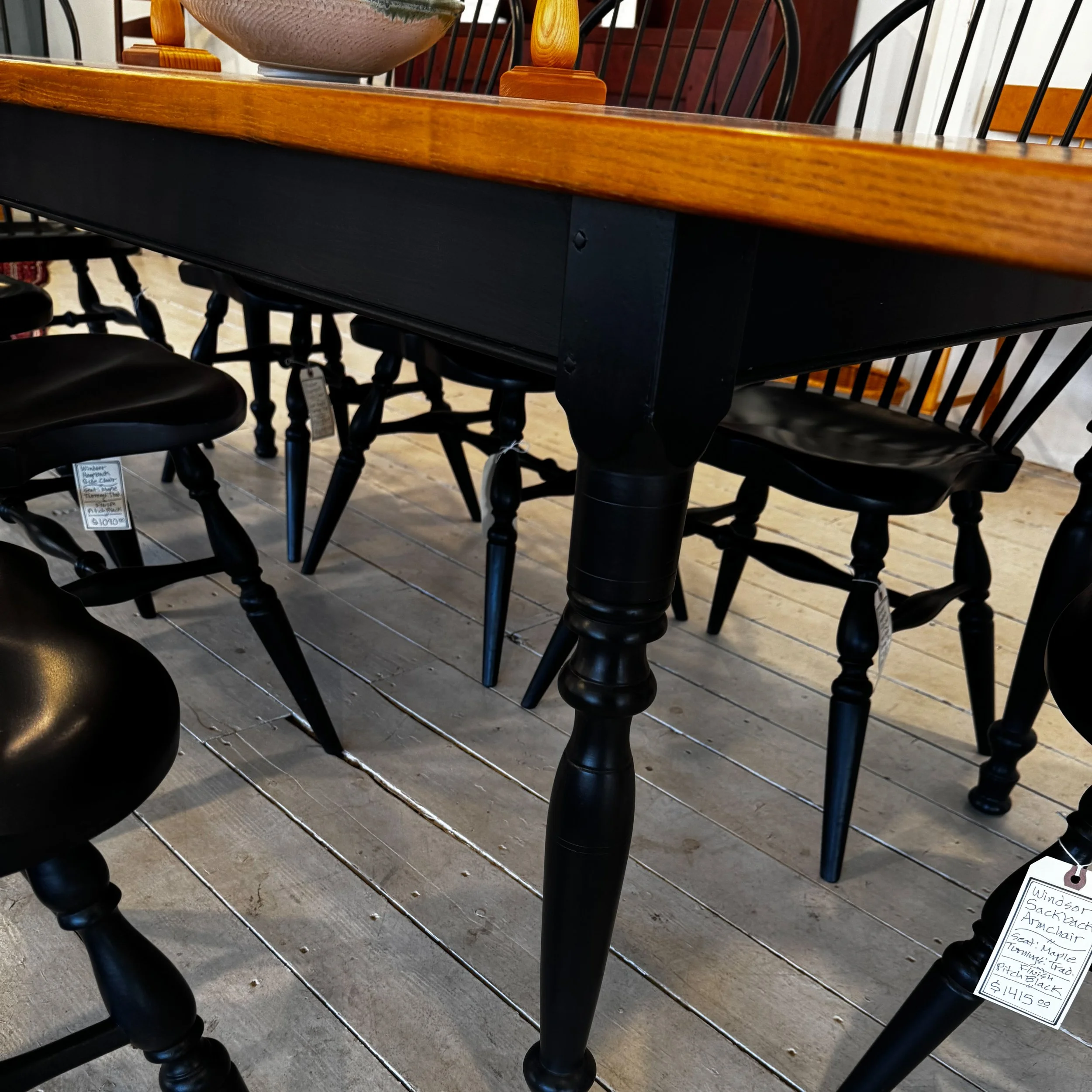ash table 001.jpg