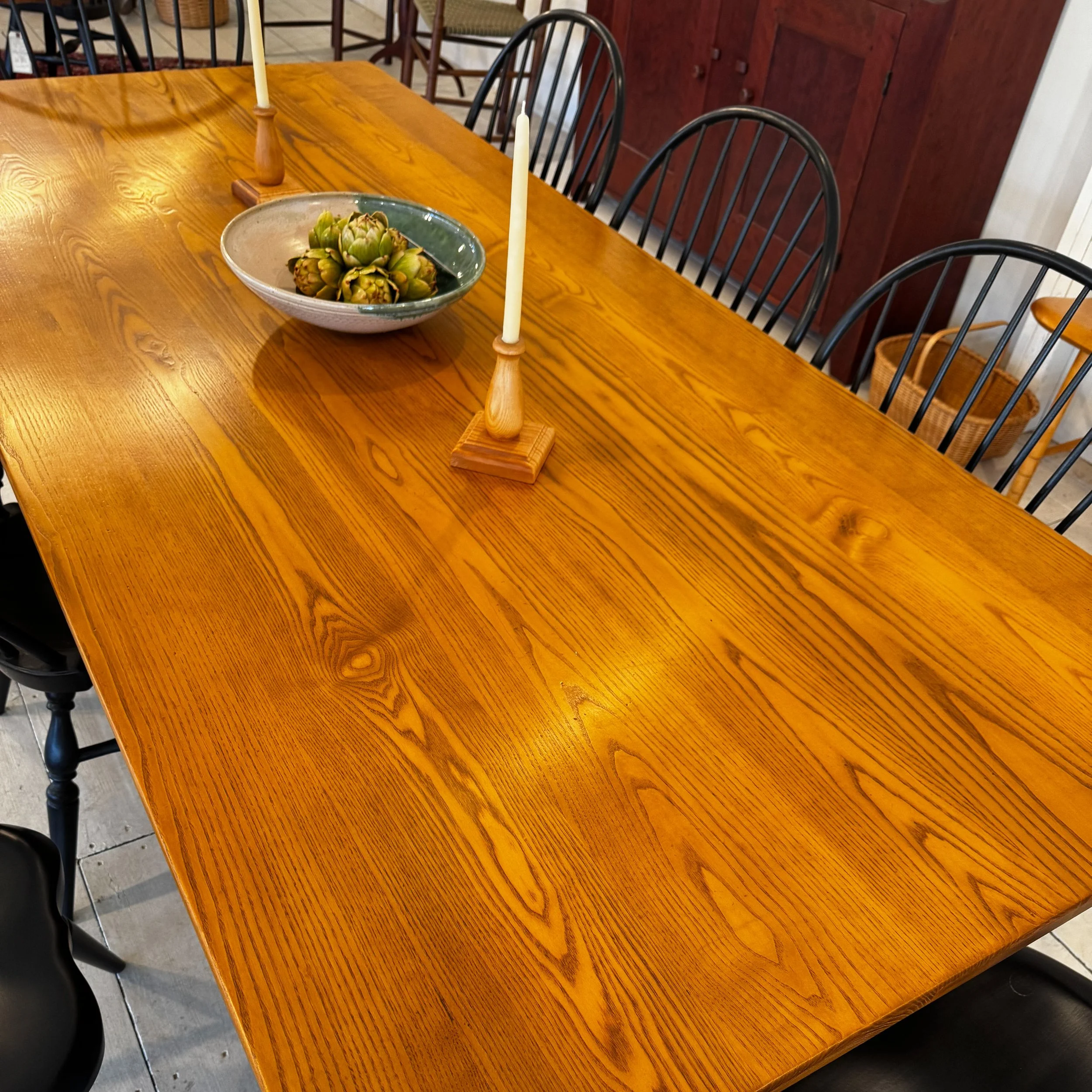 ash table 002.jpg
